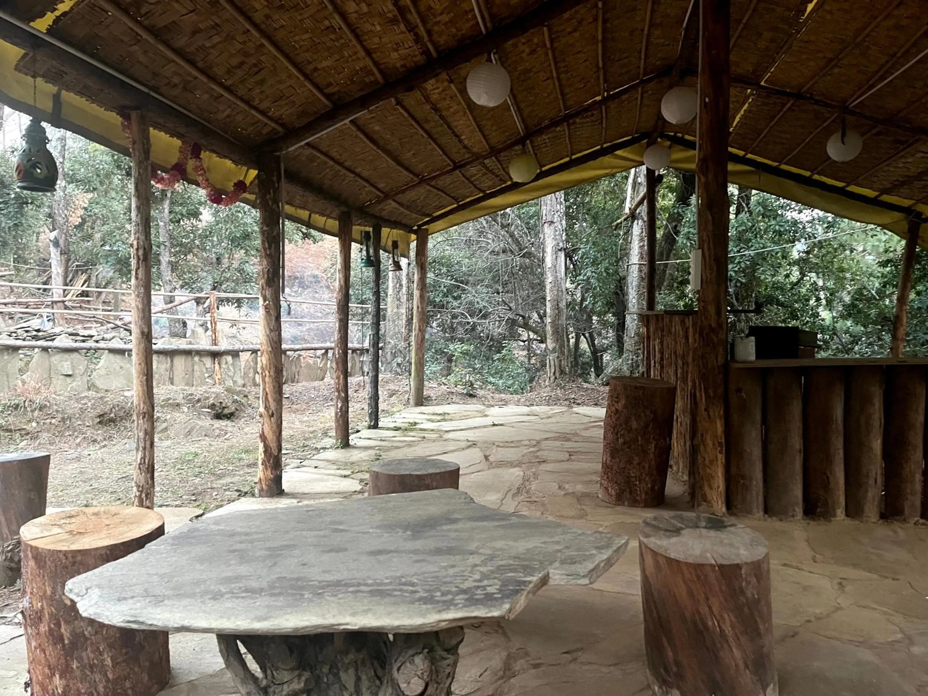 Dining area in Glampinn Woods