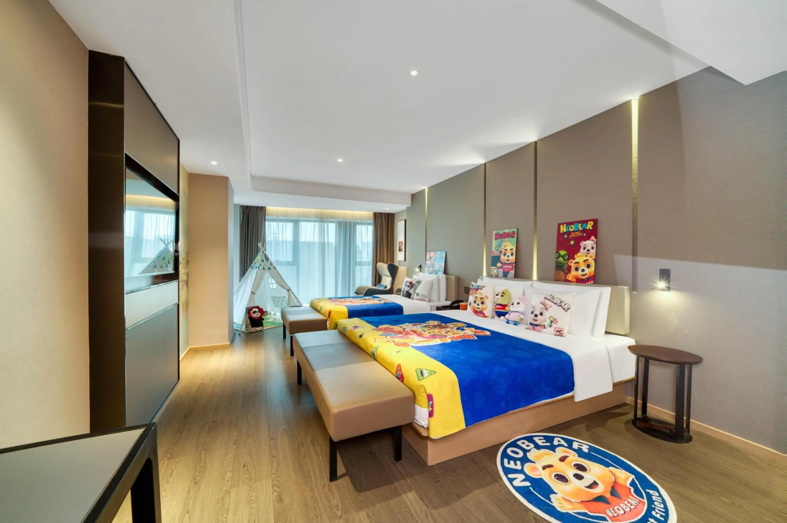 Bed in Atour Hotel Hangzhou Huanglong Wanke Xueyuan Road