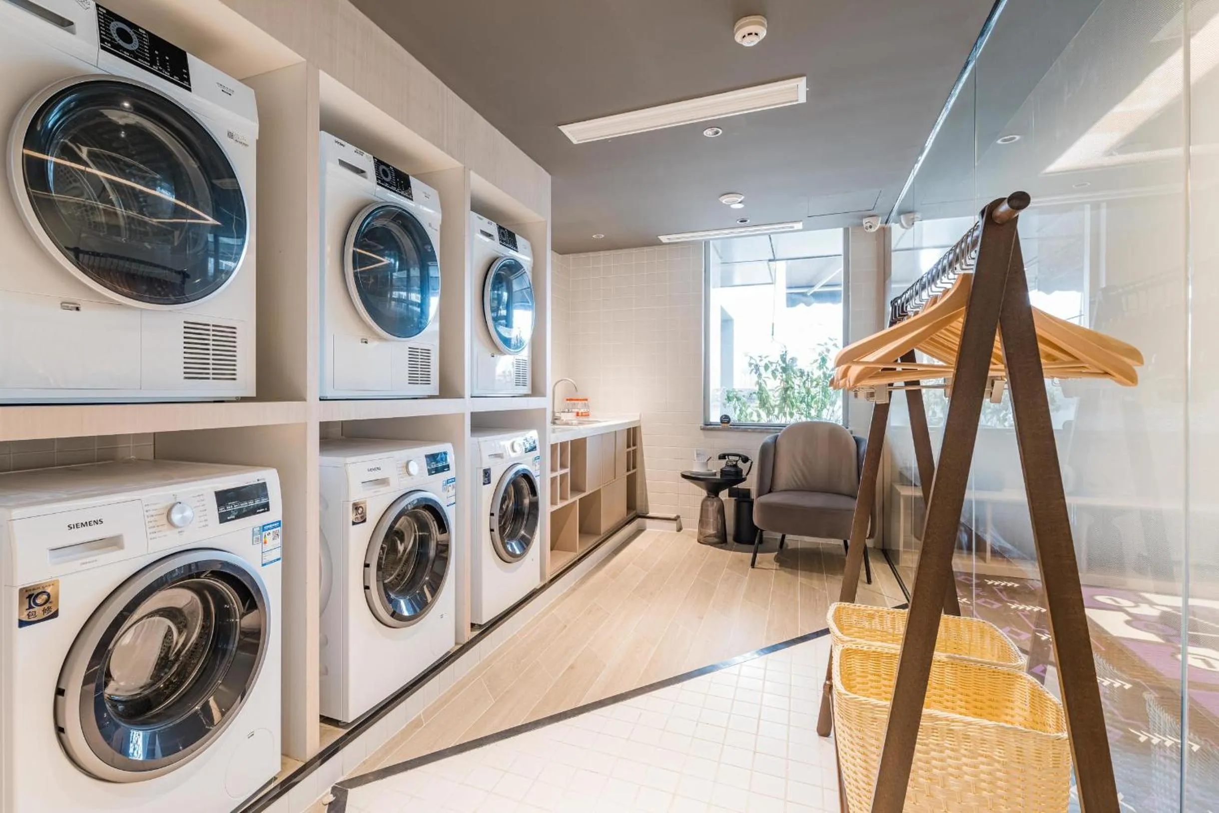 Atour Hotel Hangzhou West Lake Wulin Plaza North Jianguo Road