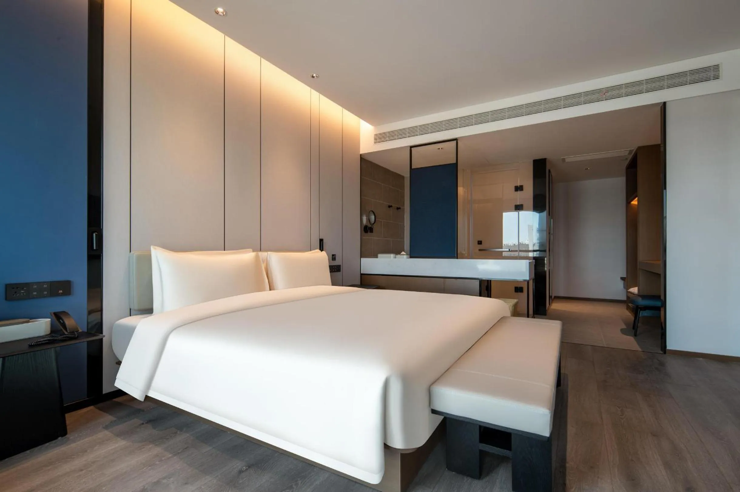 Bed in Atour Hotel Hangzhou East Railway Station East Square