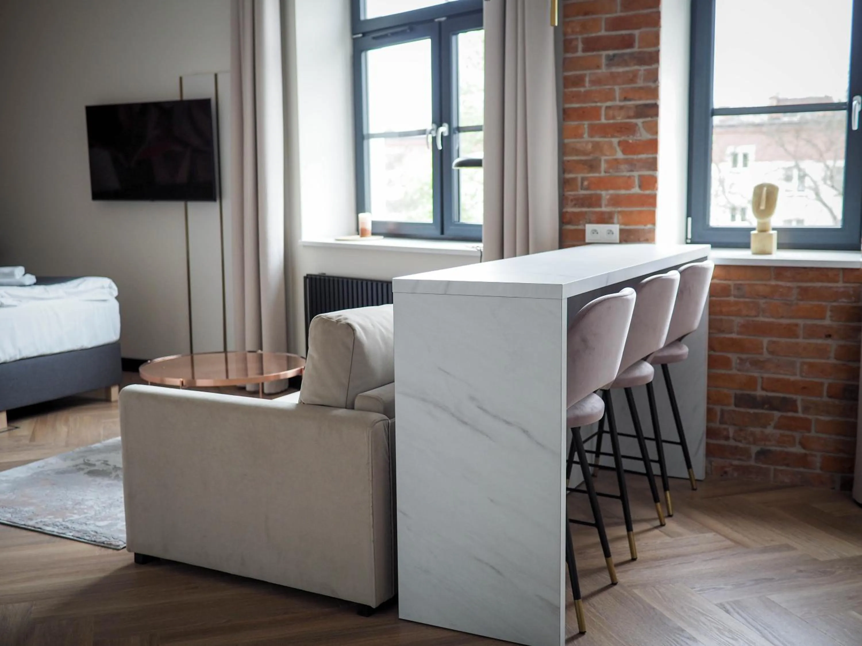 Communal lounge/ TV room, Bed in Carvala Boutique Apartments