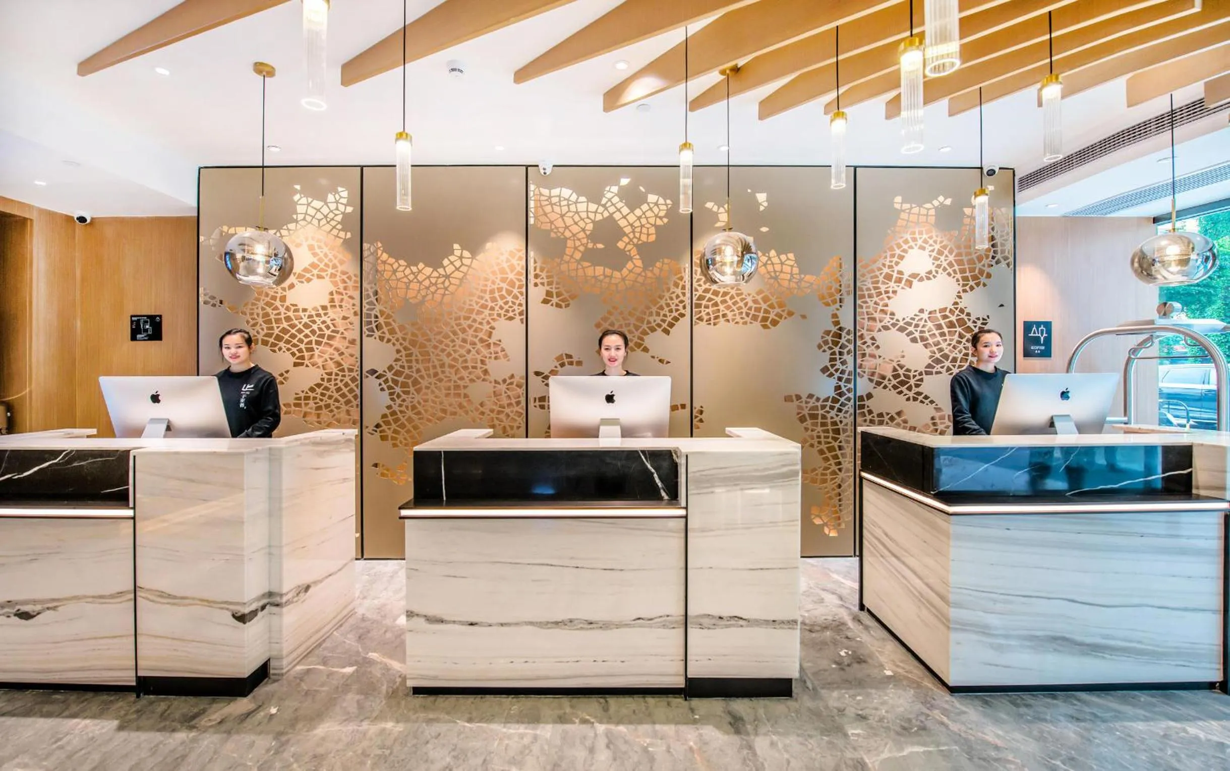 Lobby or reception in Atour Hotel Guangzhou Sanyuanli-Guangzhou Baiyun Railway-Fiee Self-Service Laundry