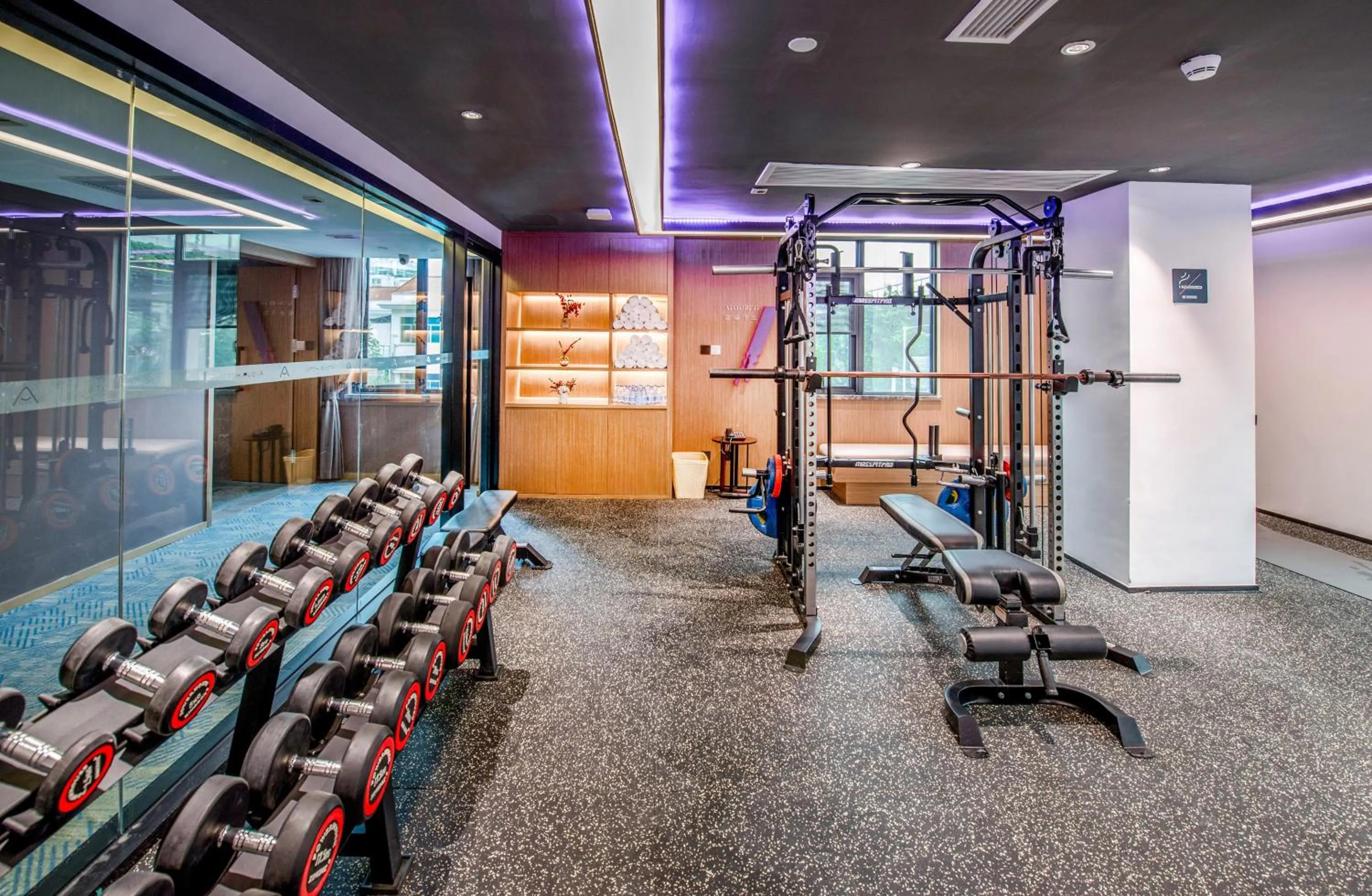Fitness centre/facilities in Atour Hotel Guangzhou Sanyuanli-Guangzhou Baiyun Railway-Fiee Self-Service Laundry