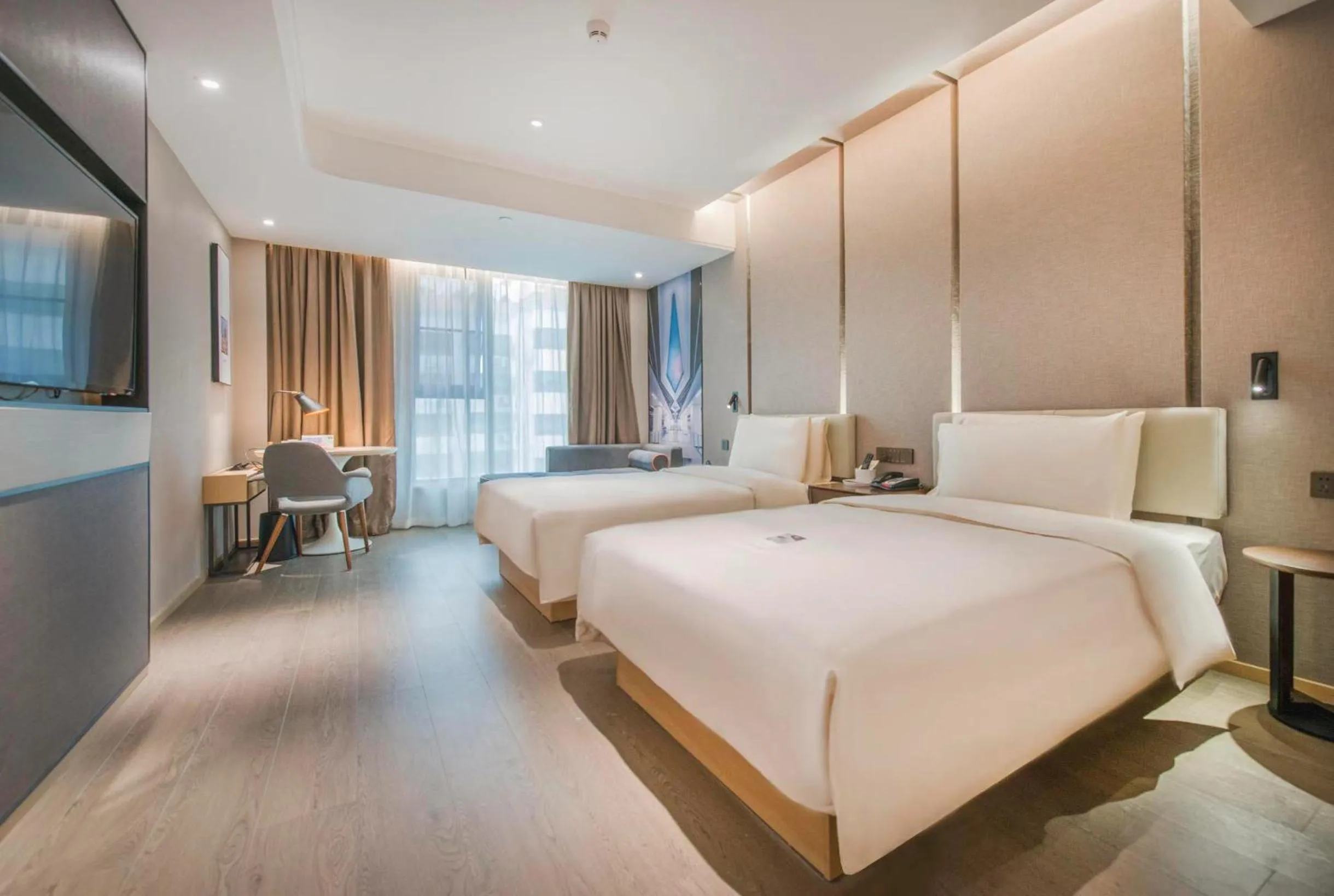 Photo of the whole room, Bed in Atour Hotel Guangzhou Sanyuanli-Guangzhou Baiyun Railway-Fiee Self-Service Laundry