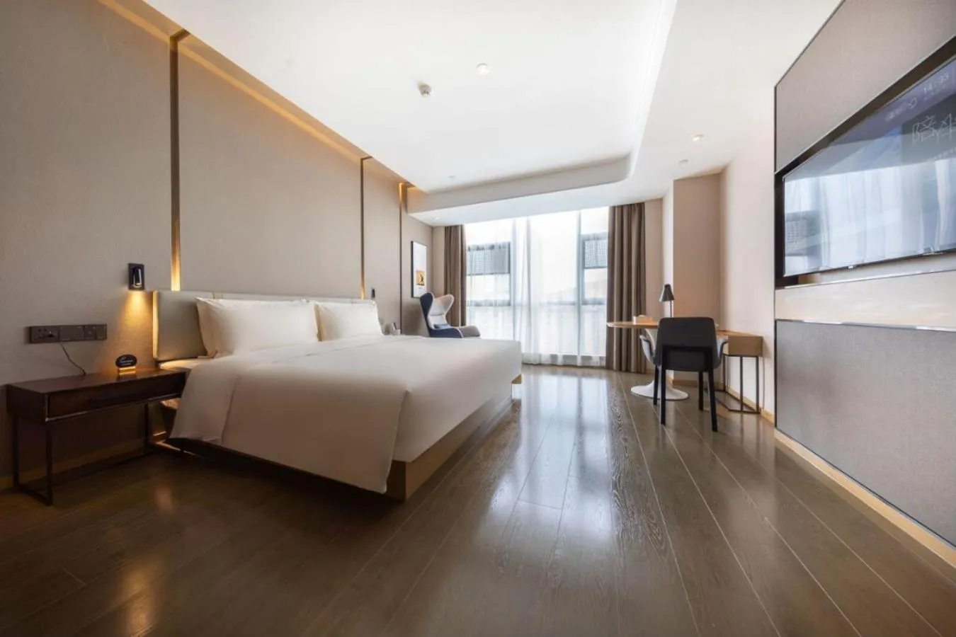Bedroom, Bed in Atour Hotel Guangzhou Baiyun New Town Jiangxia Metro Station