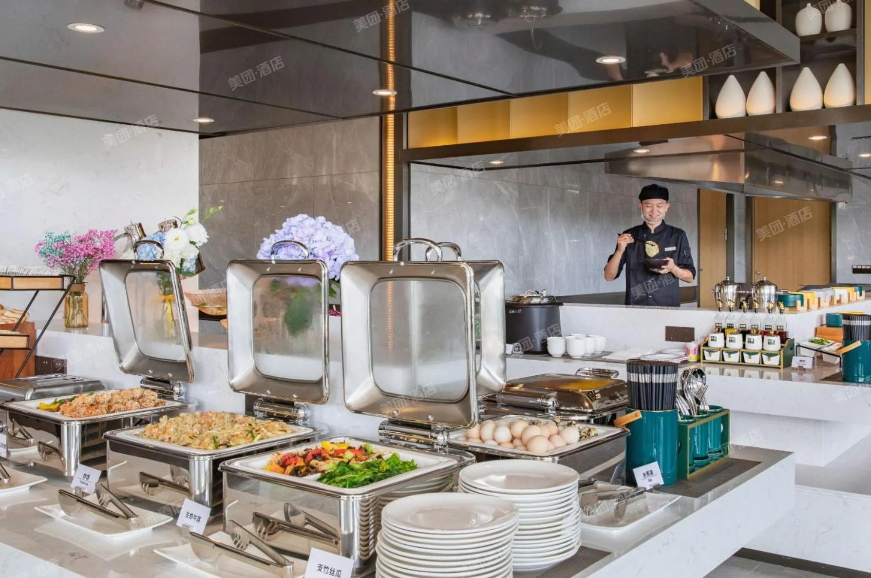 Breakfast in Atour Hotel Guangzhou Huangpu Luogang Science City