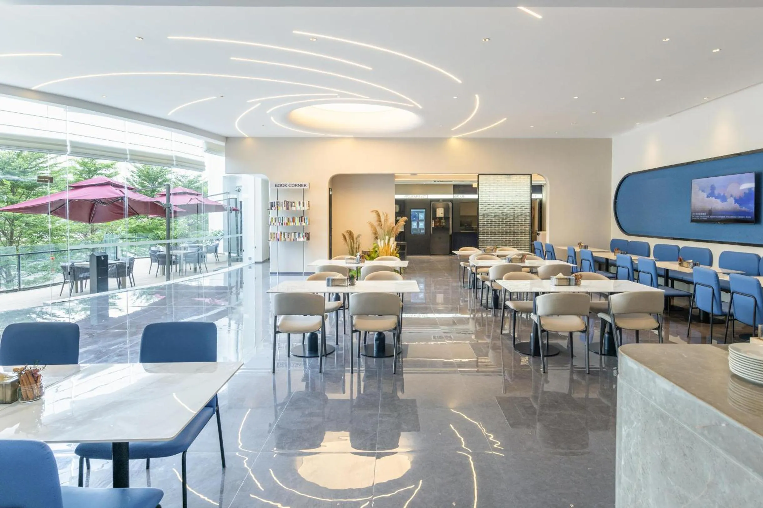 Restaurant/places to eat in Atour Light Hotel Guangzhou Pazhou Exhibition Canton Tower Subway Station