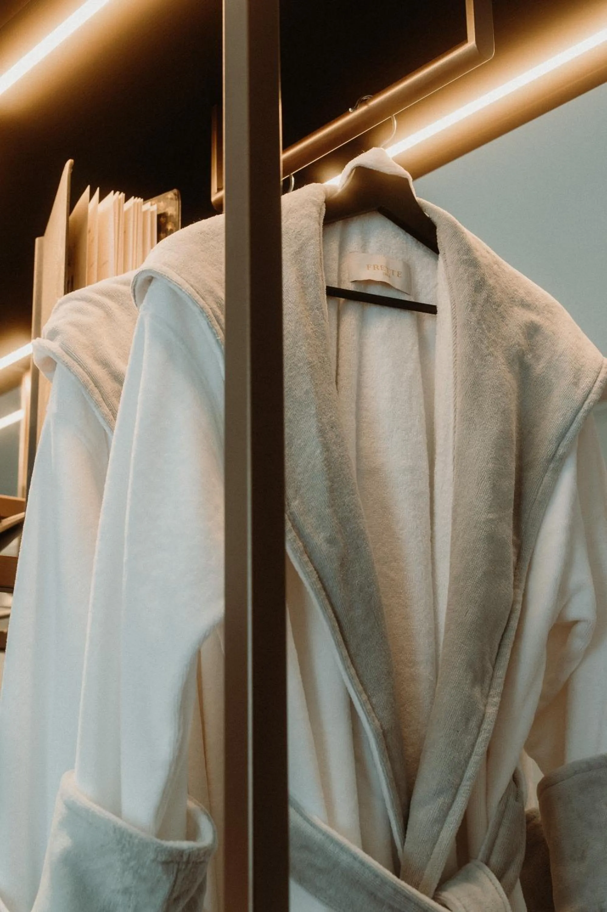 wardrobe in META SUITES historic city living