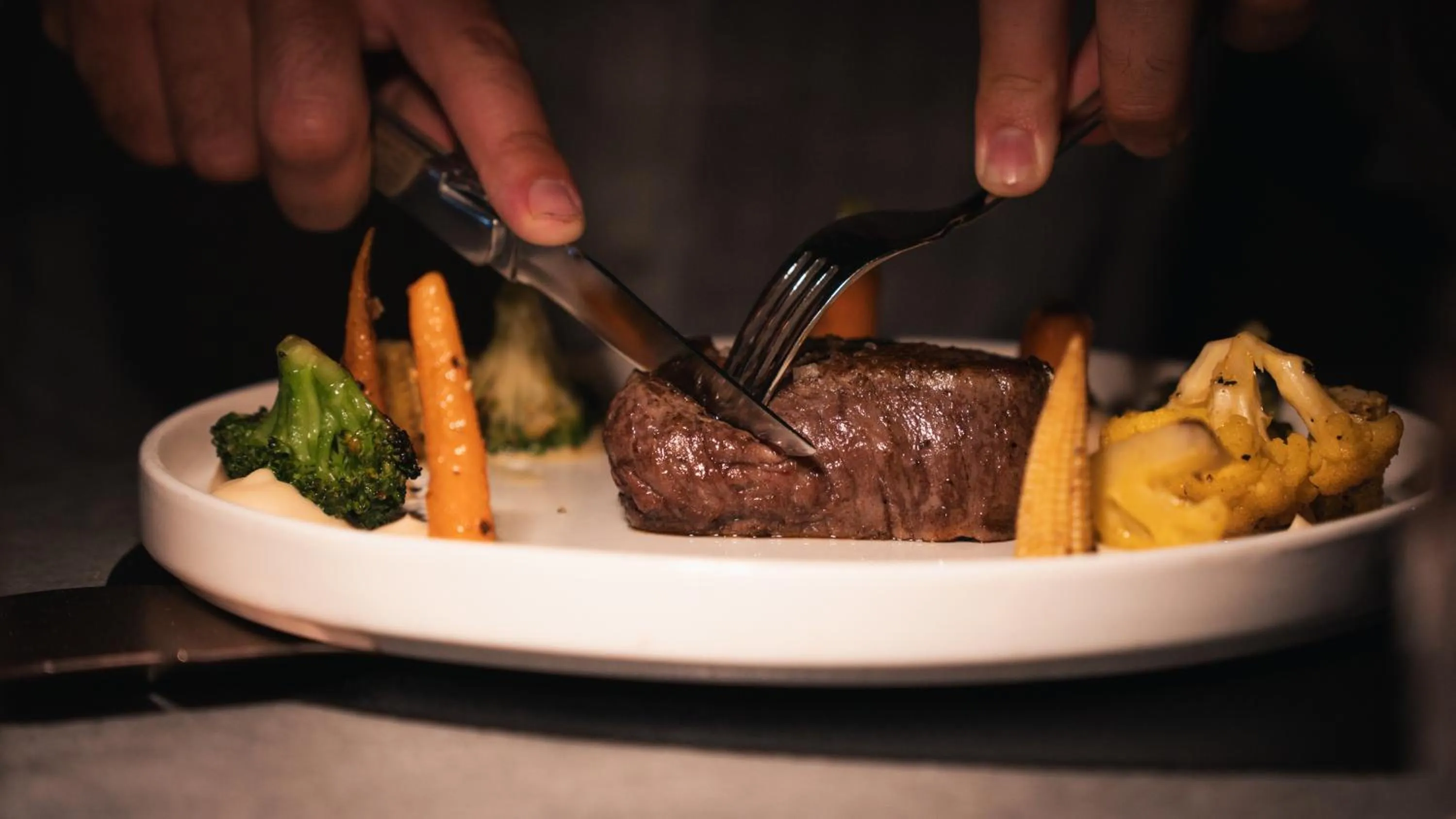 Restaurant/places to eat in META SUITES historic city living