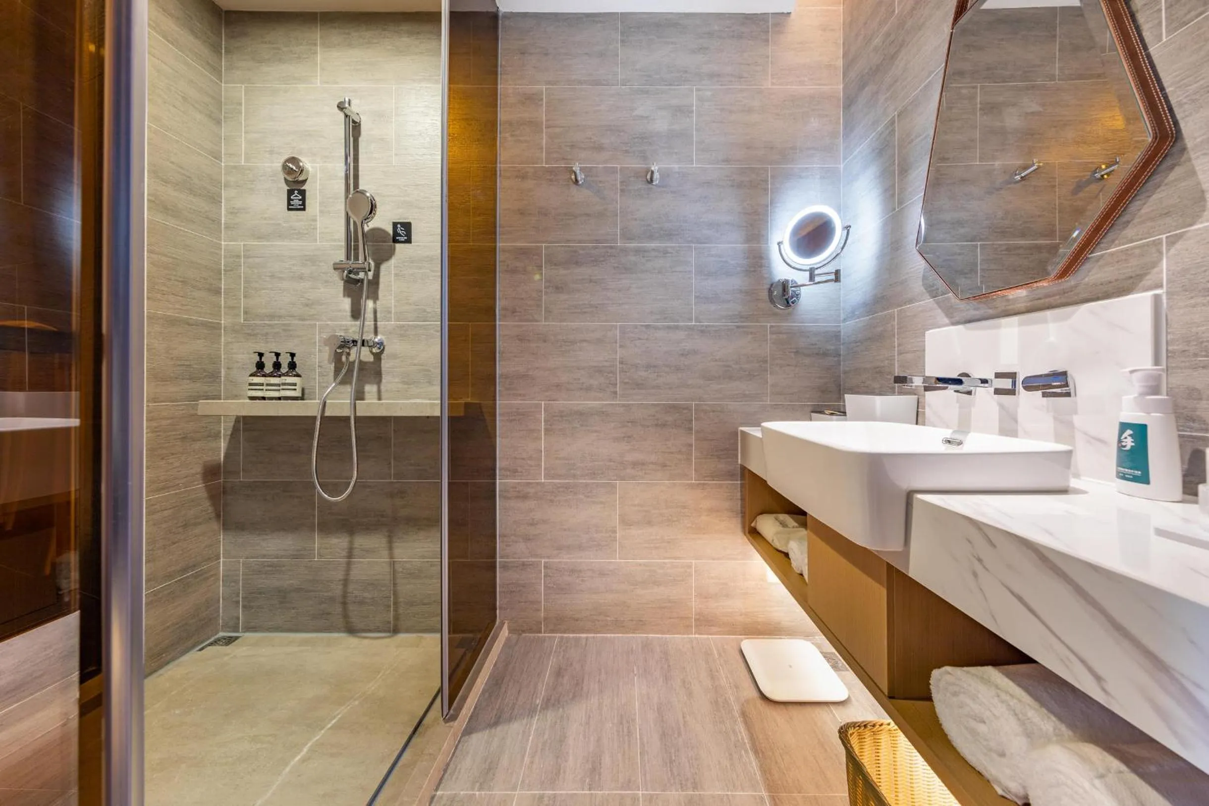 Atour Hotel Shenzhen Guangming New City