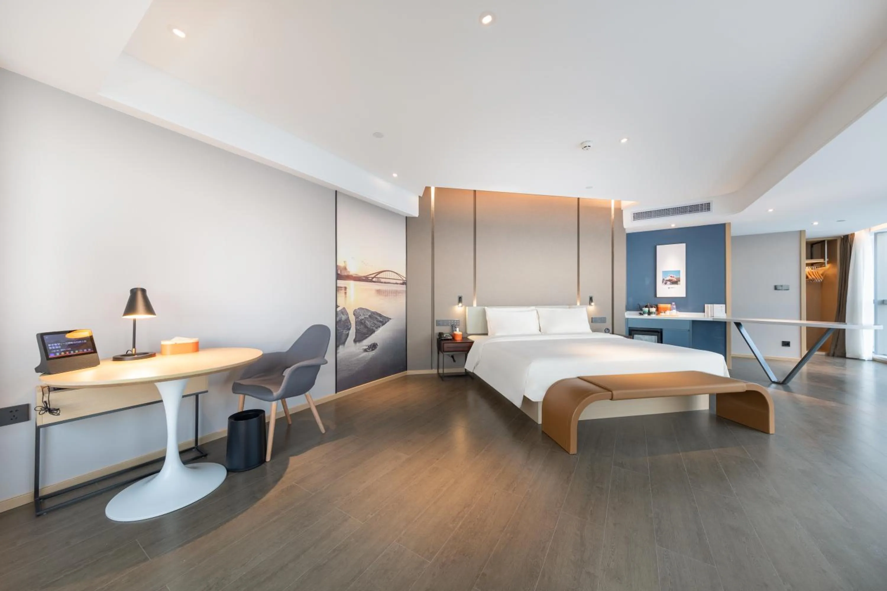 Bed in Atour Hotel Foshan Shunde Happy Coast