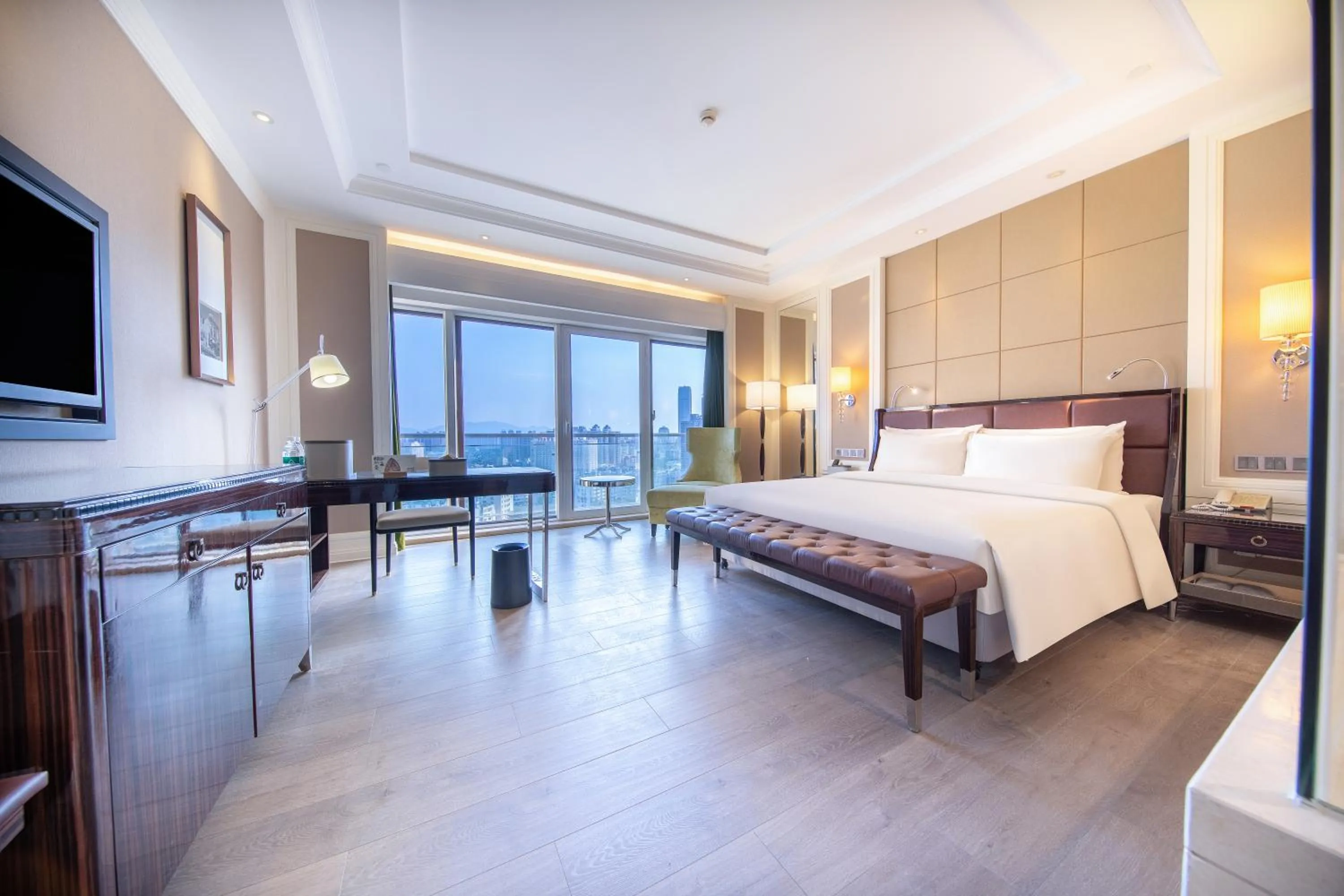 Photo of the whole room, Bed in Atour X Hotel Huizhou Huiyang Municipal Plaza
