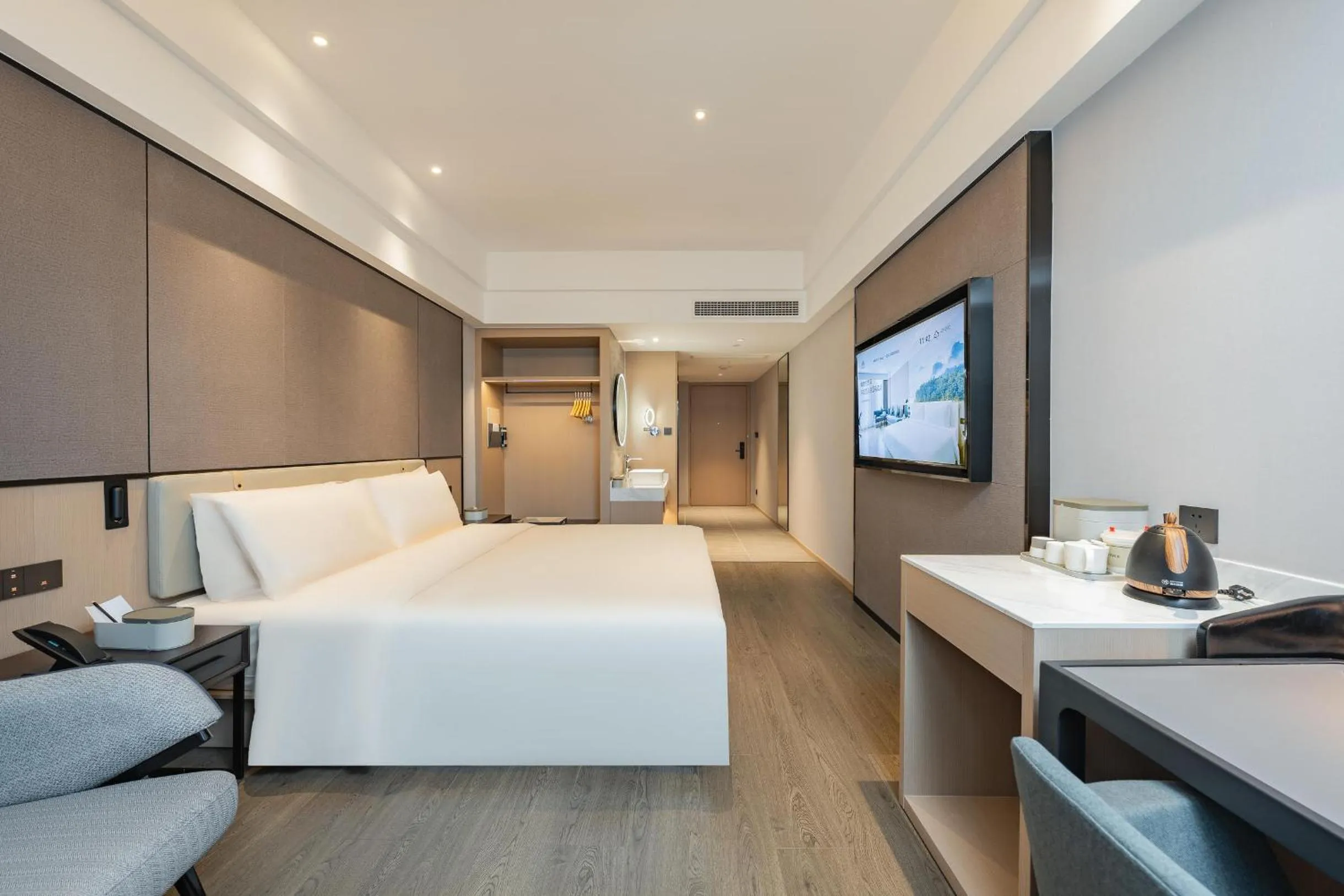 TV and multimedia, Bed in Atour Hotel Chongqing North Railway Station