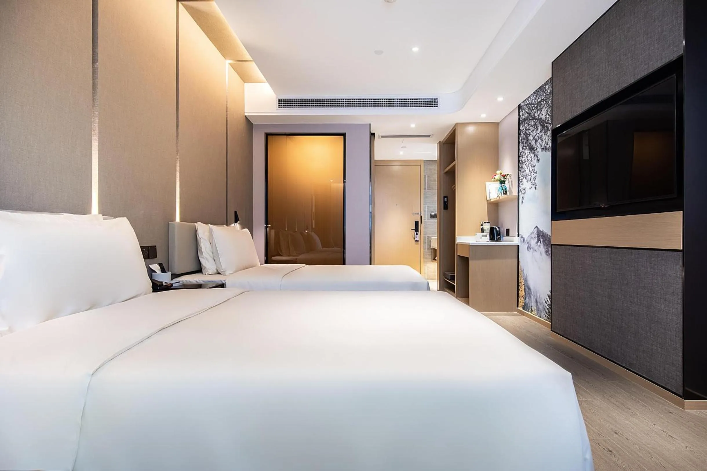 Bed in Atour Hotel Chengdu Chunxi Road Tianfu Square Subway Station