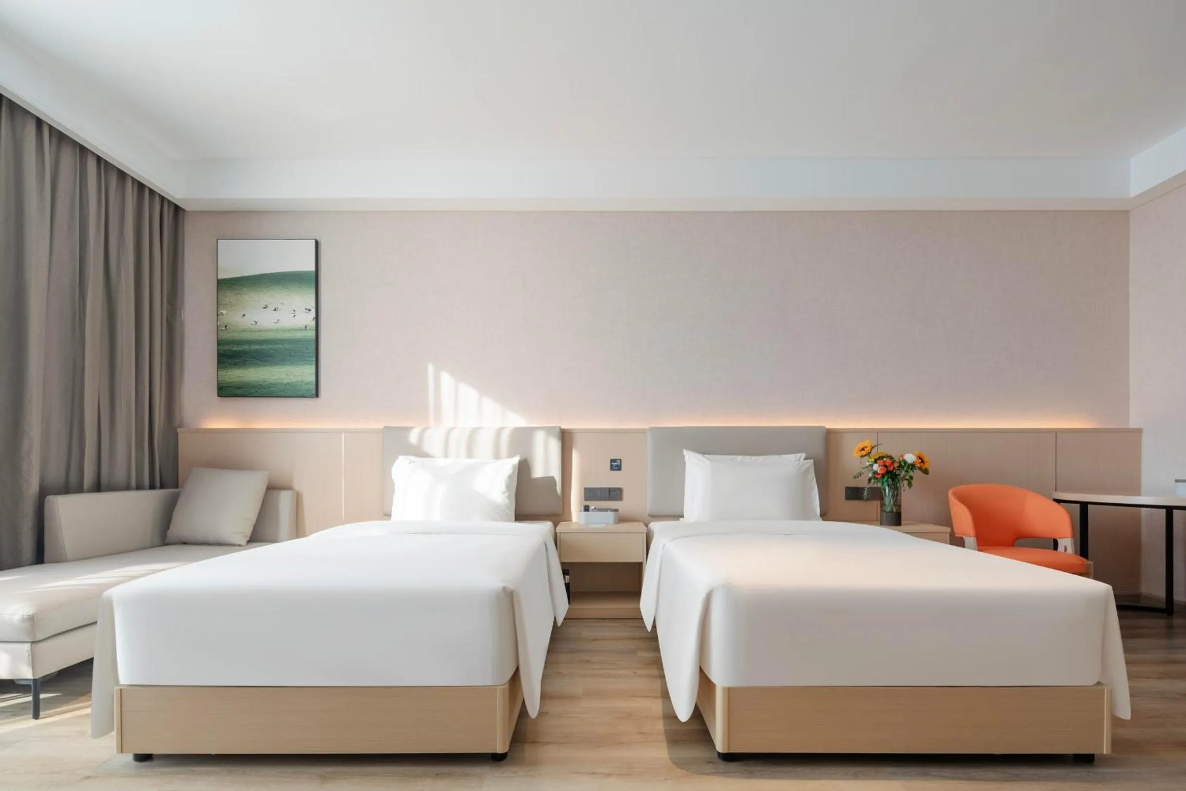 Bed in Atour X Hotel Chengdu Longquan Automobile City