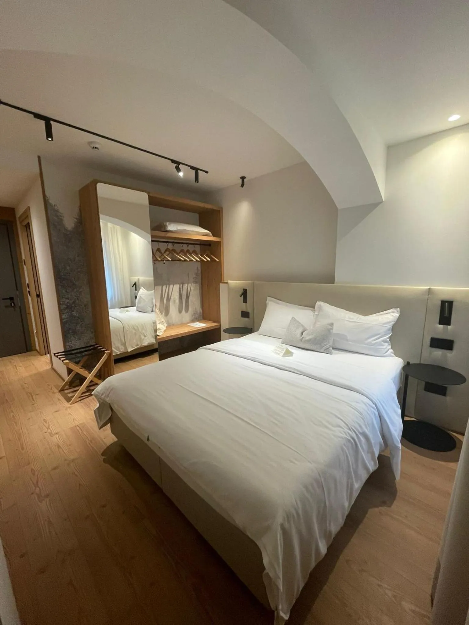 Bedroom, Bed in Naturae Lodge Wellness & Spa