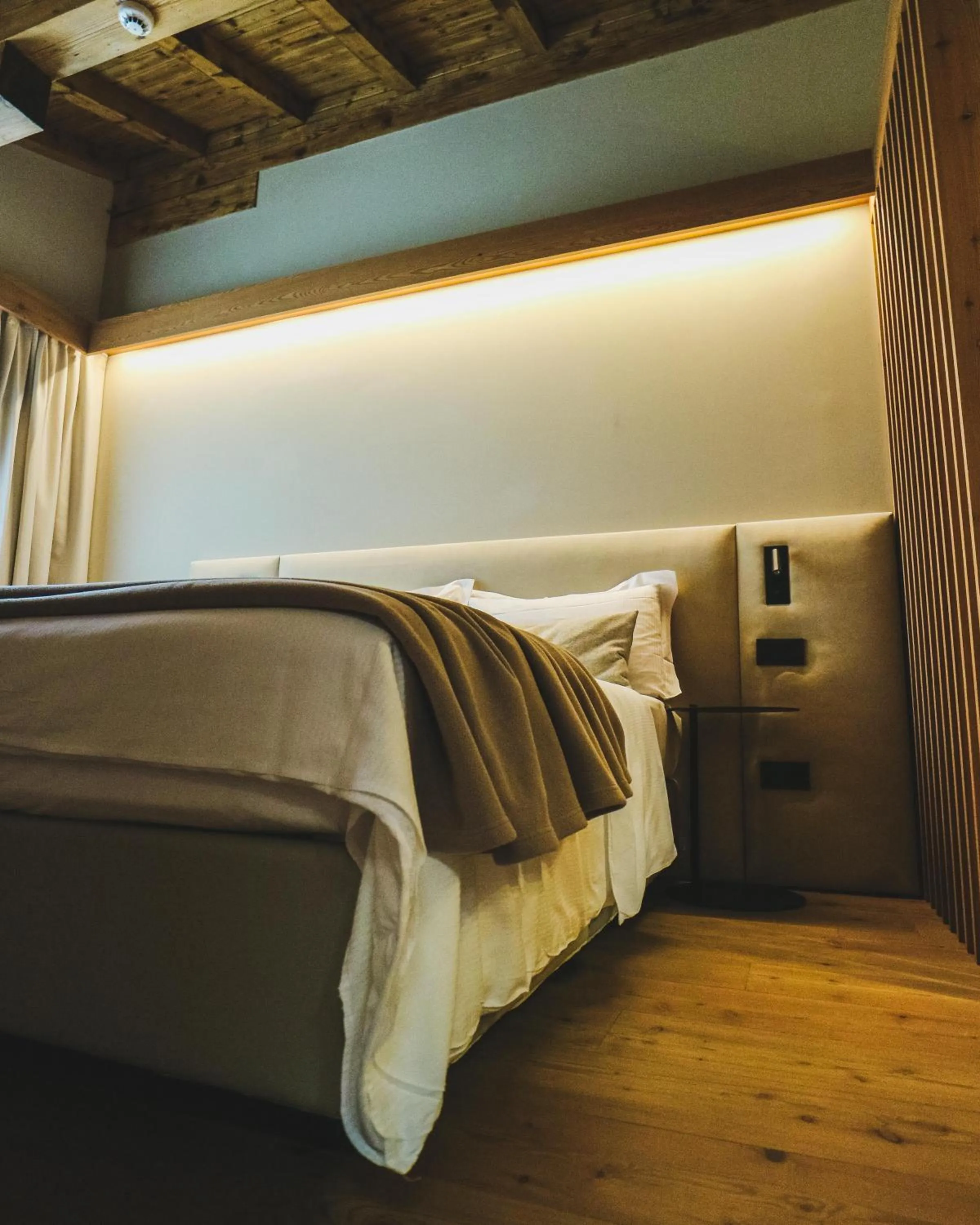 Bedroom, Bed in Naturae Lodge Wellness & Spa