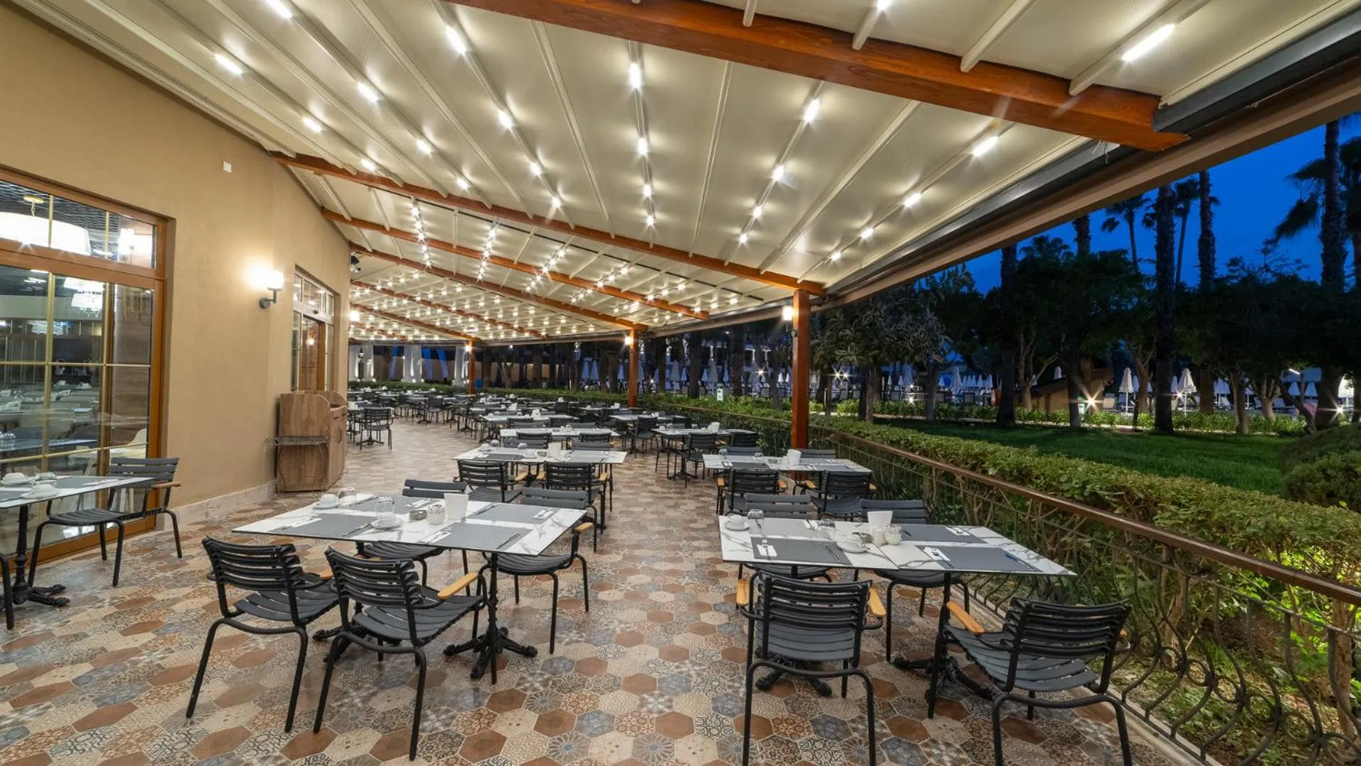 Restaurant/places to eat in Numa Club Side Hotel - Ultra All Inclusive