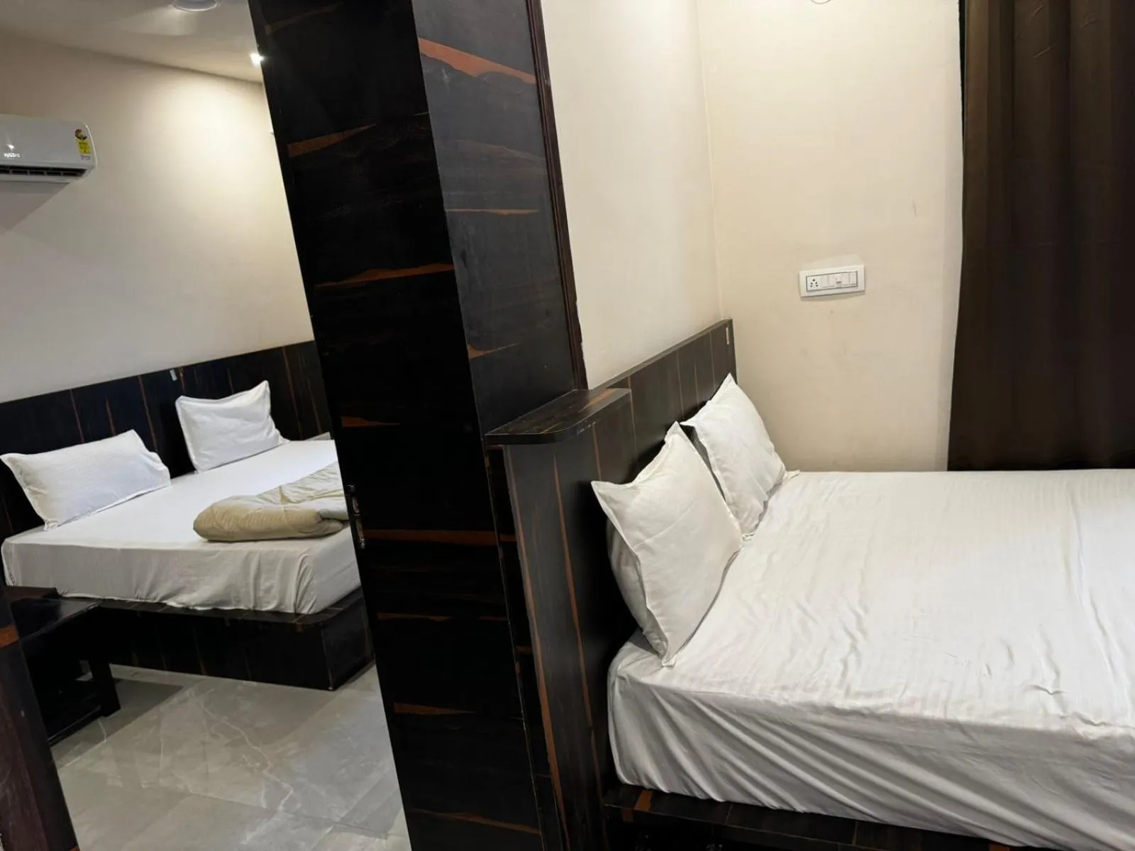 Twin Room in Hotel karma