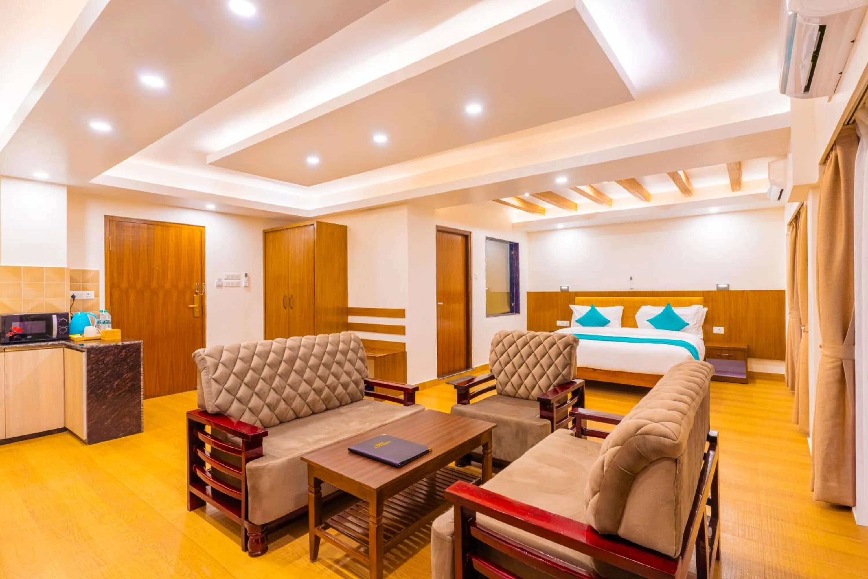 Living room, Bed in Pokhara Alpine and Springs