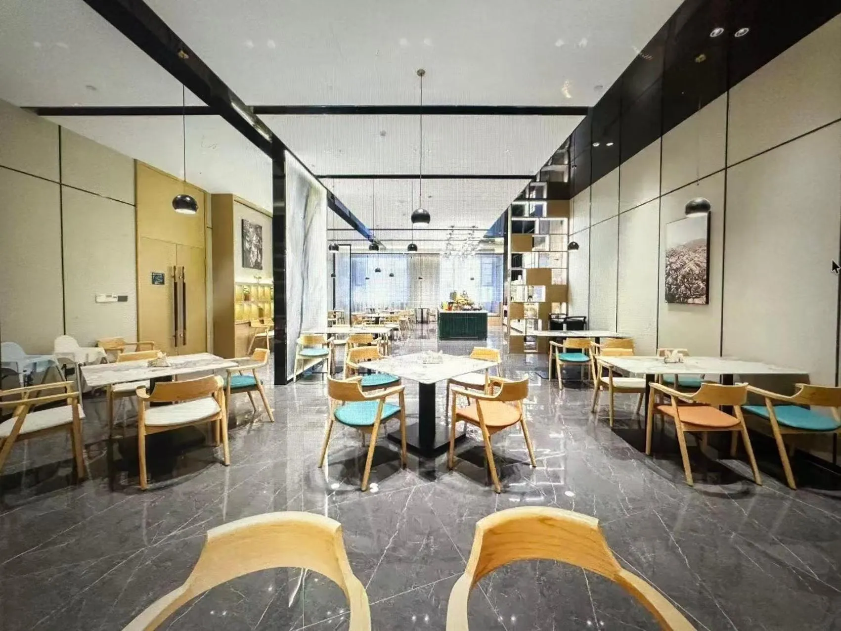 Atour Hotel Dongguan Fenggang