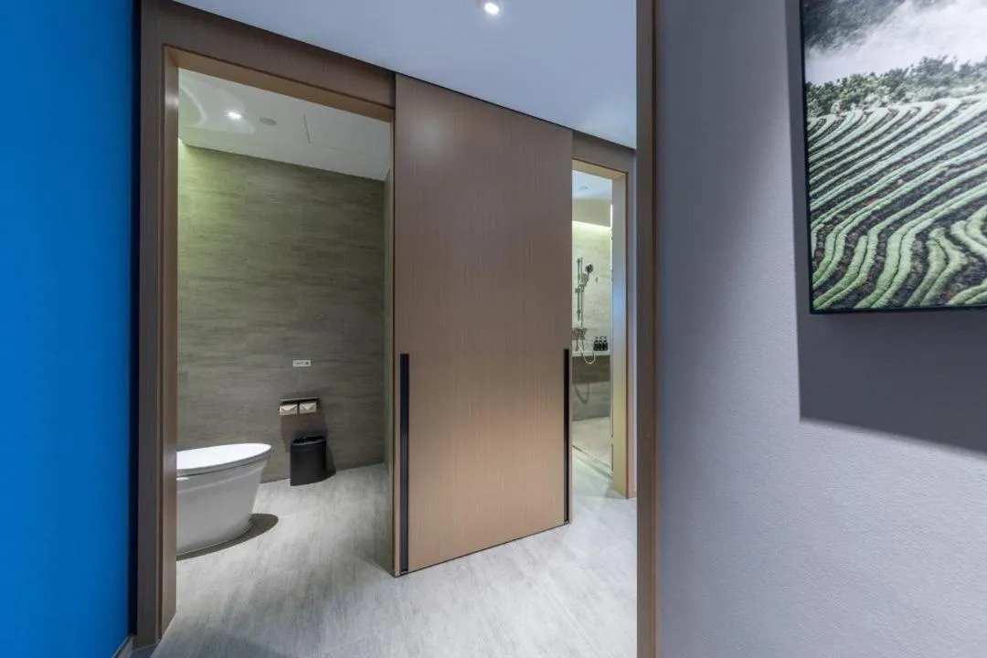 Toilet in Atour Hotel Dongguan Fenggang