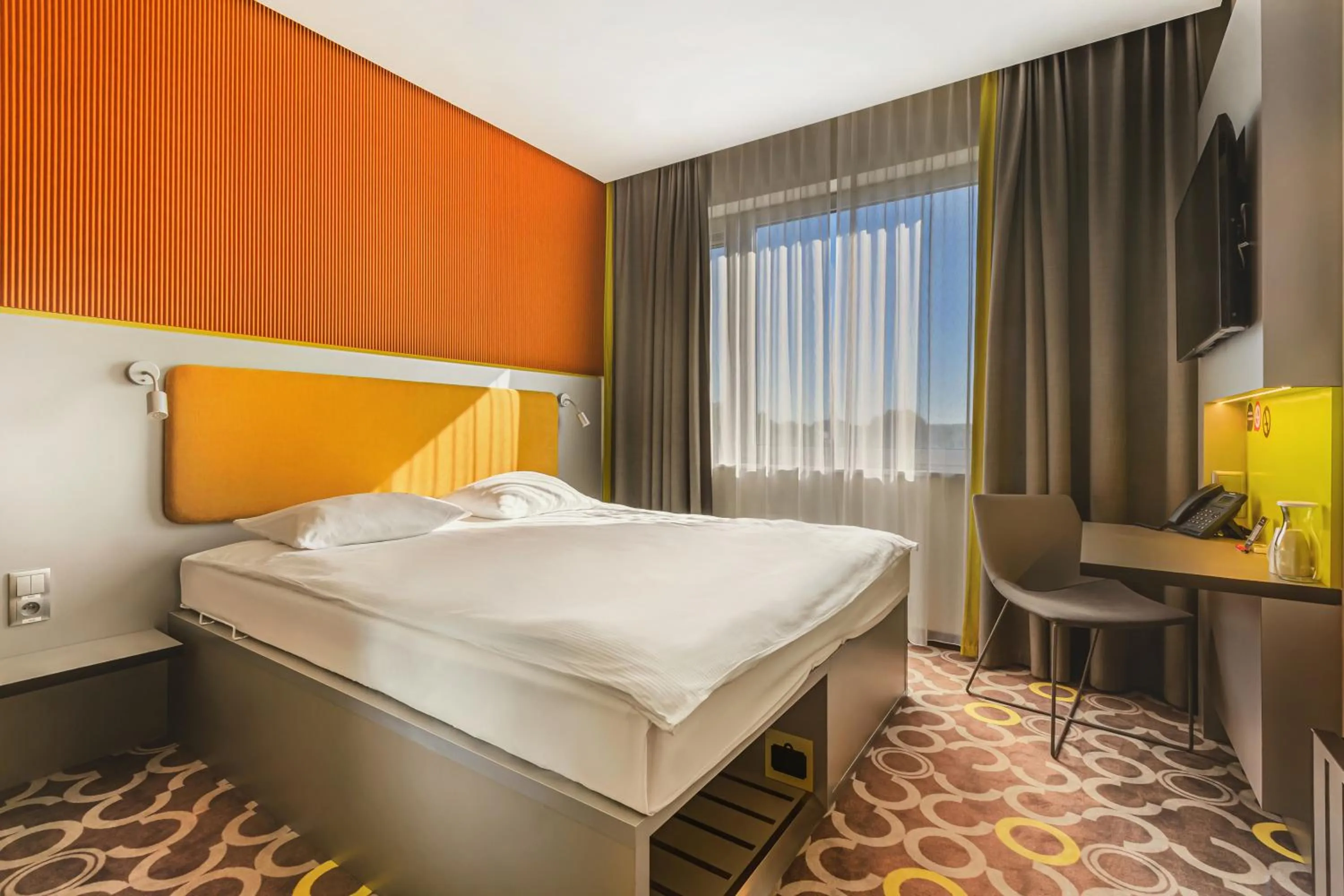 Bed in Qubus Hotel Żory