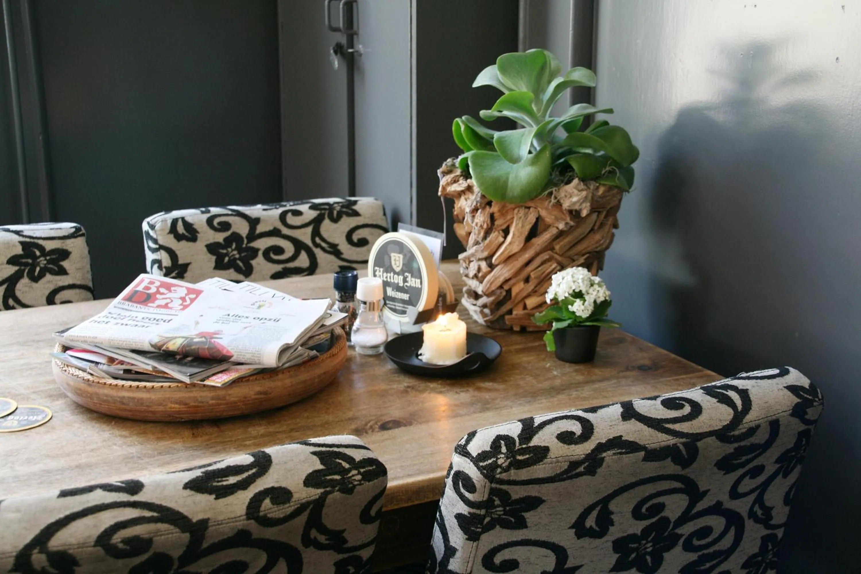 Restaurant/places to eat in Herberg, Het Wapen van Tilburg