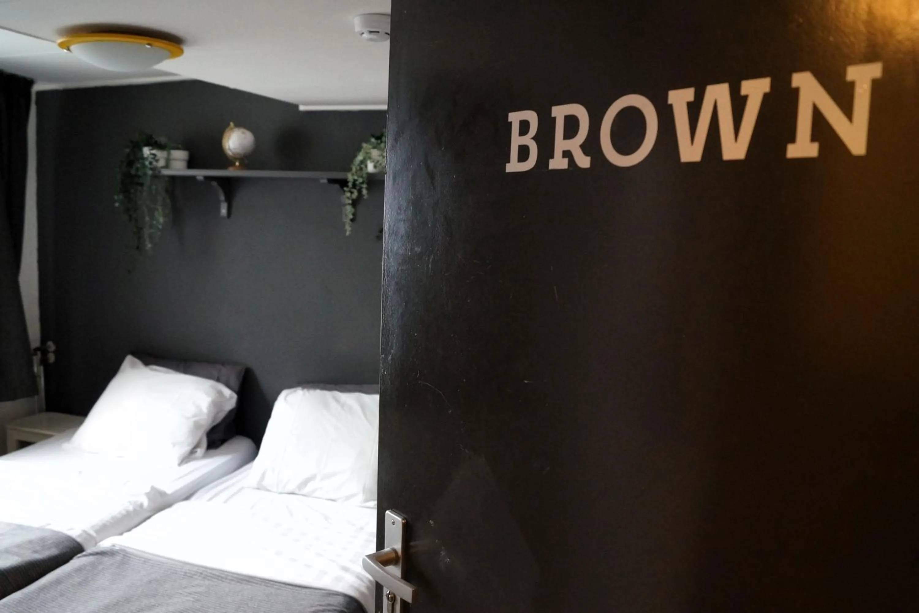 Bed in Herberg, Het Wapen van Tilburg