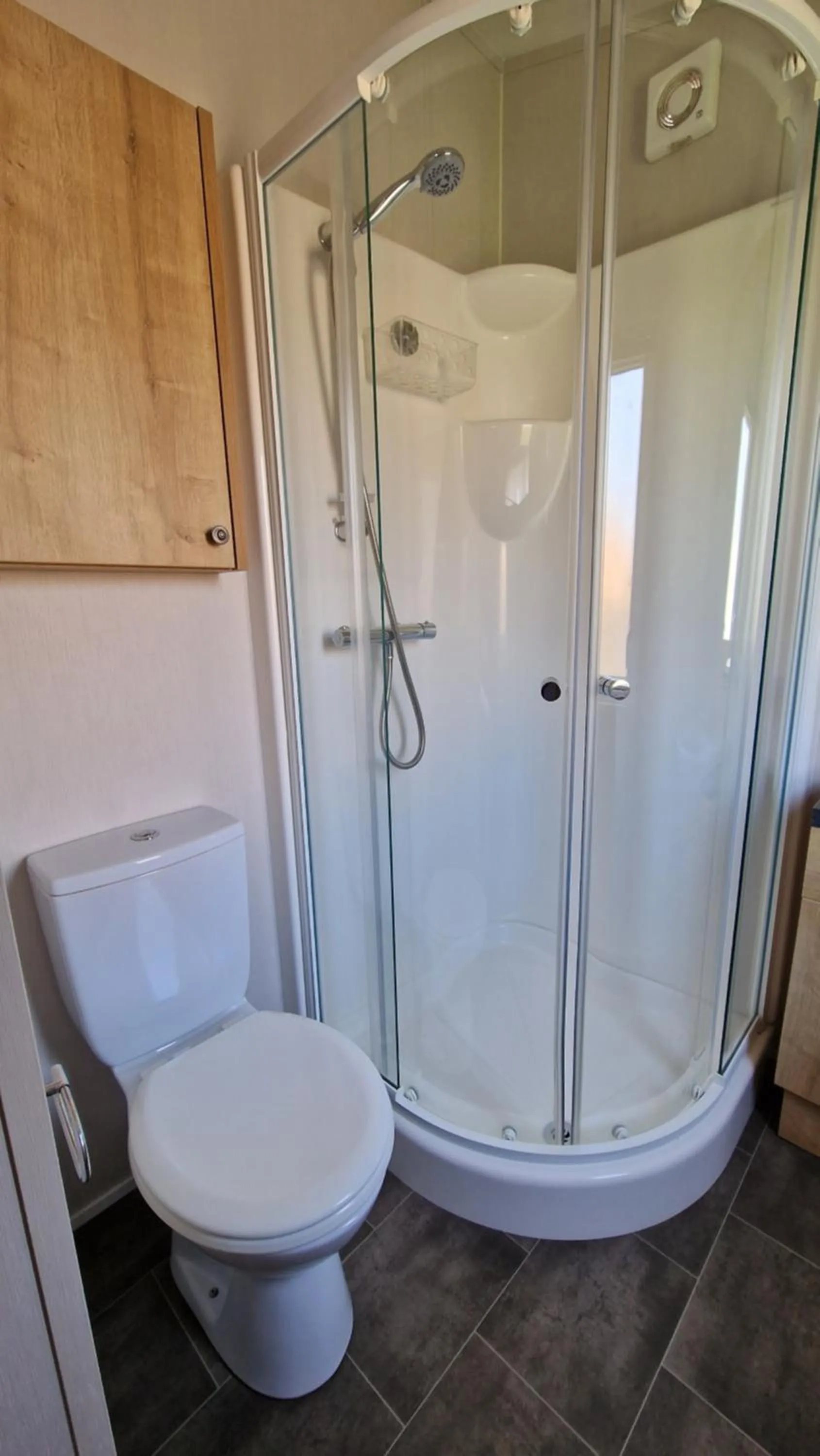 Shower in Beach Lodge - 5 minute walk to the sandy beach