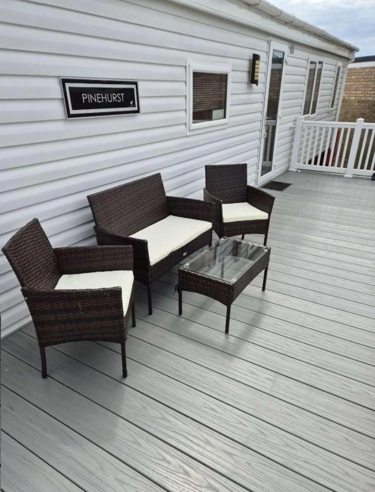 Patio in Beach Lodge - 5 minute walk to the sandy beach