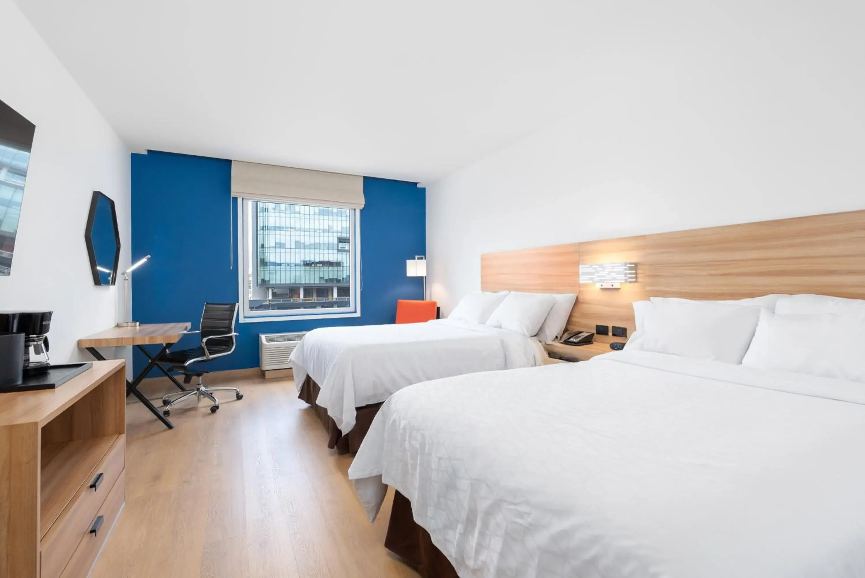 Standard Double Room with Two Double Beds in Holiday Inn Express Tegucigalpa by IHG Standard Double Room with Two Double Beds in Holiday Inn Express Tegucigalpa by IHG