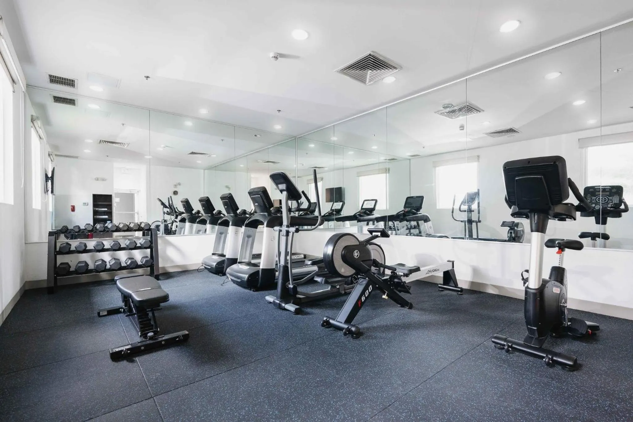 Fitness centre/facilities in Holiday Inn Express Tegucigalpa by IHG