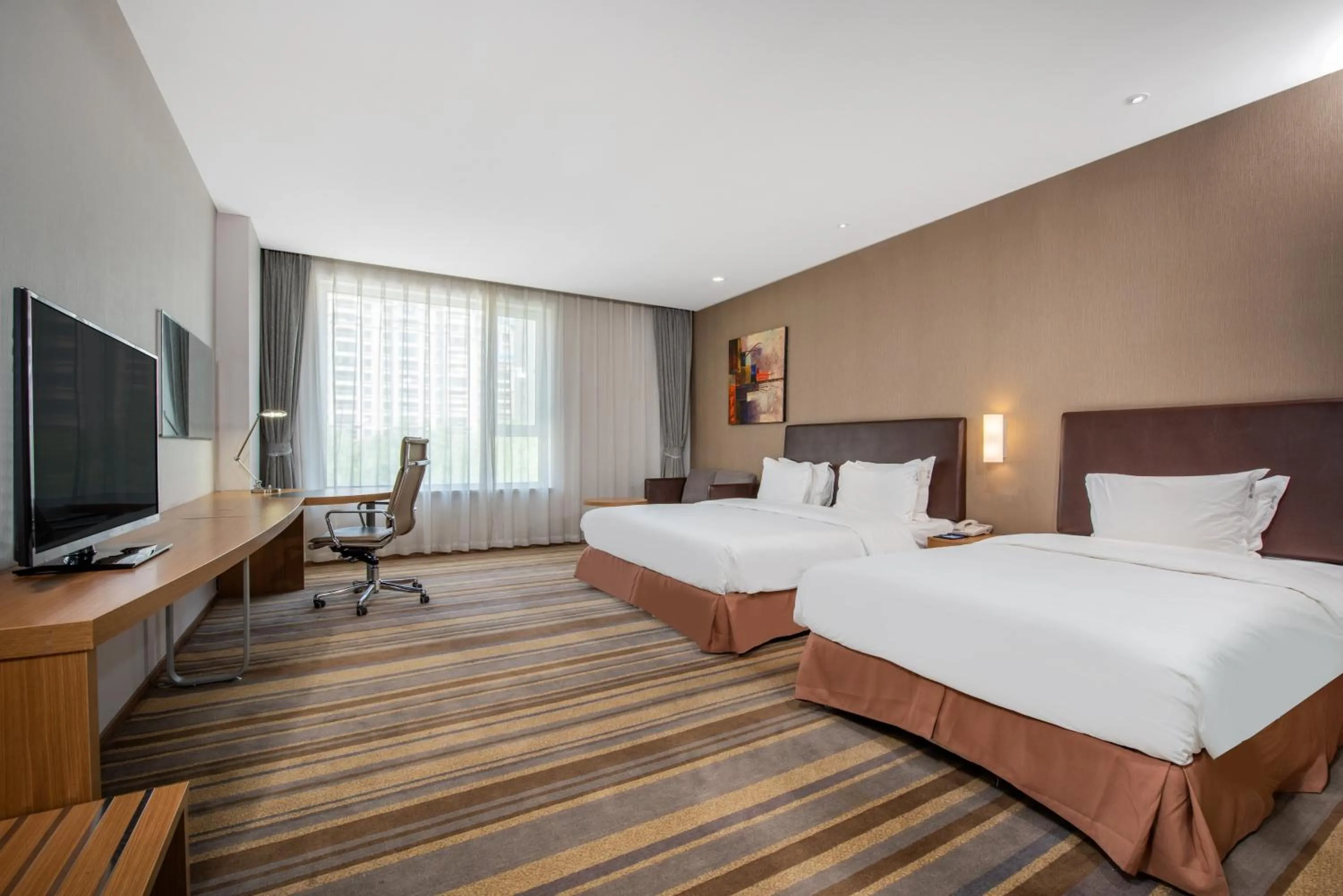 Photo of the whole room, Bed in Holiday Inn Express Ordos Dongsheng by IHG