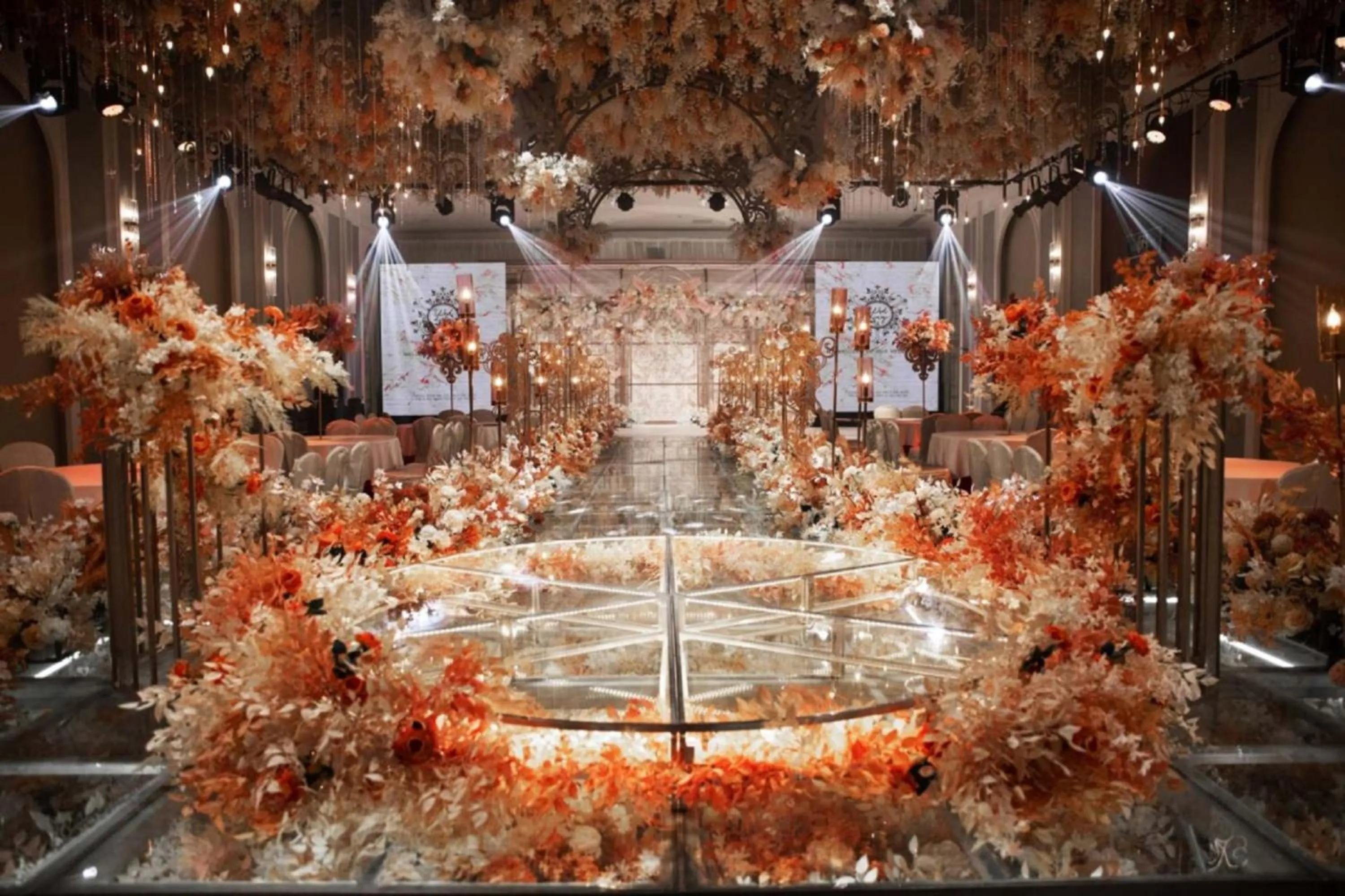 Meeting/conference room in Holiday Inn Express Zhengzhou Airport by IHG