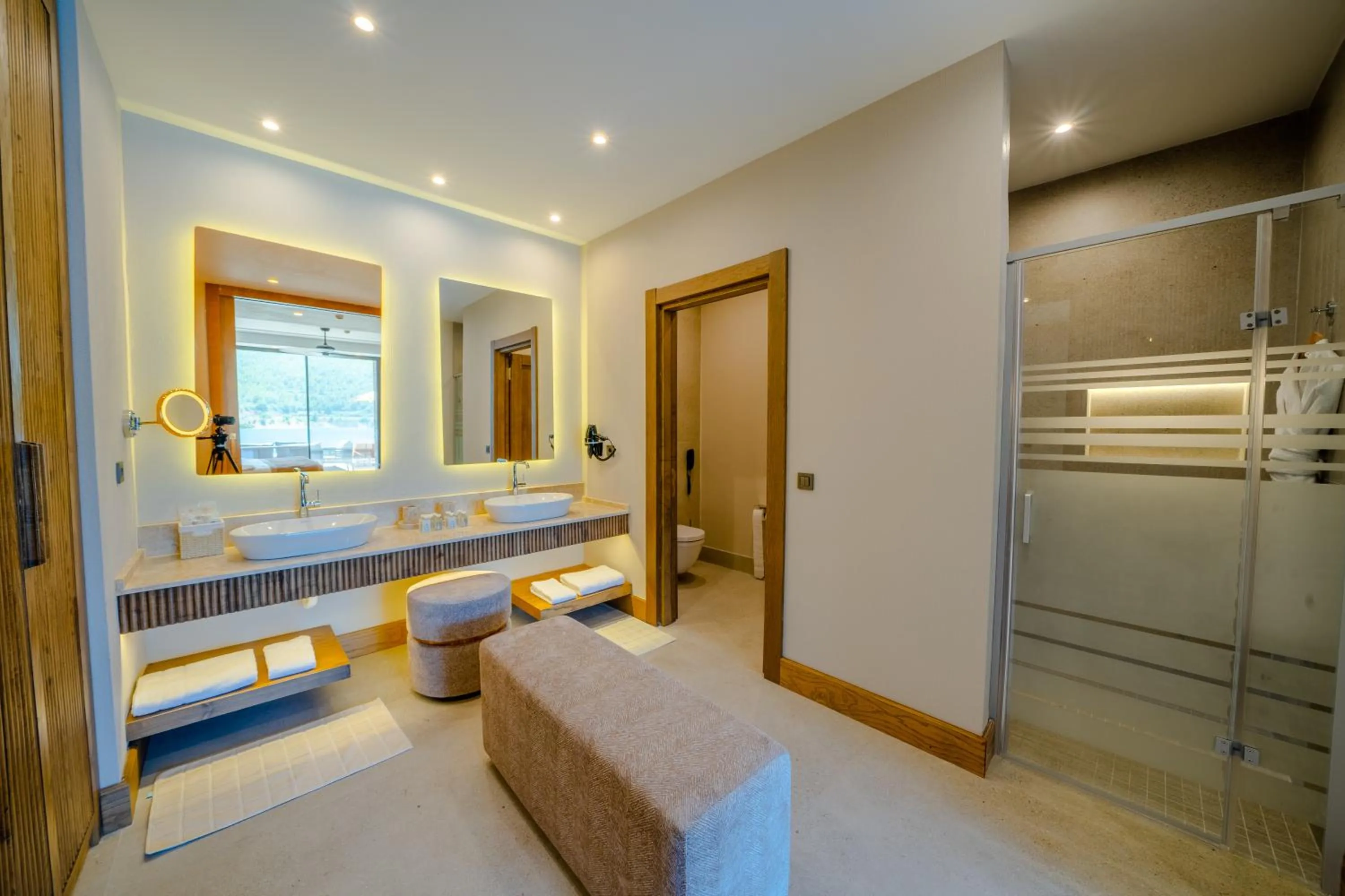 Shower in La Blanche Island Bodrum