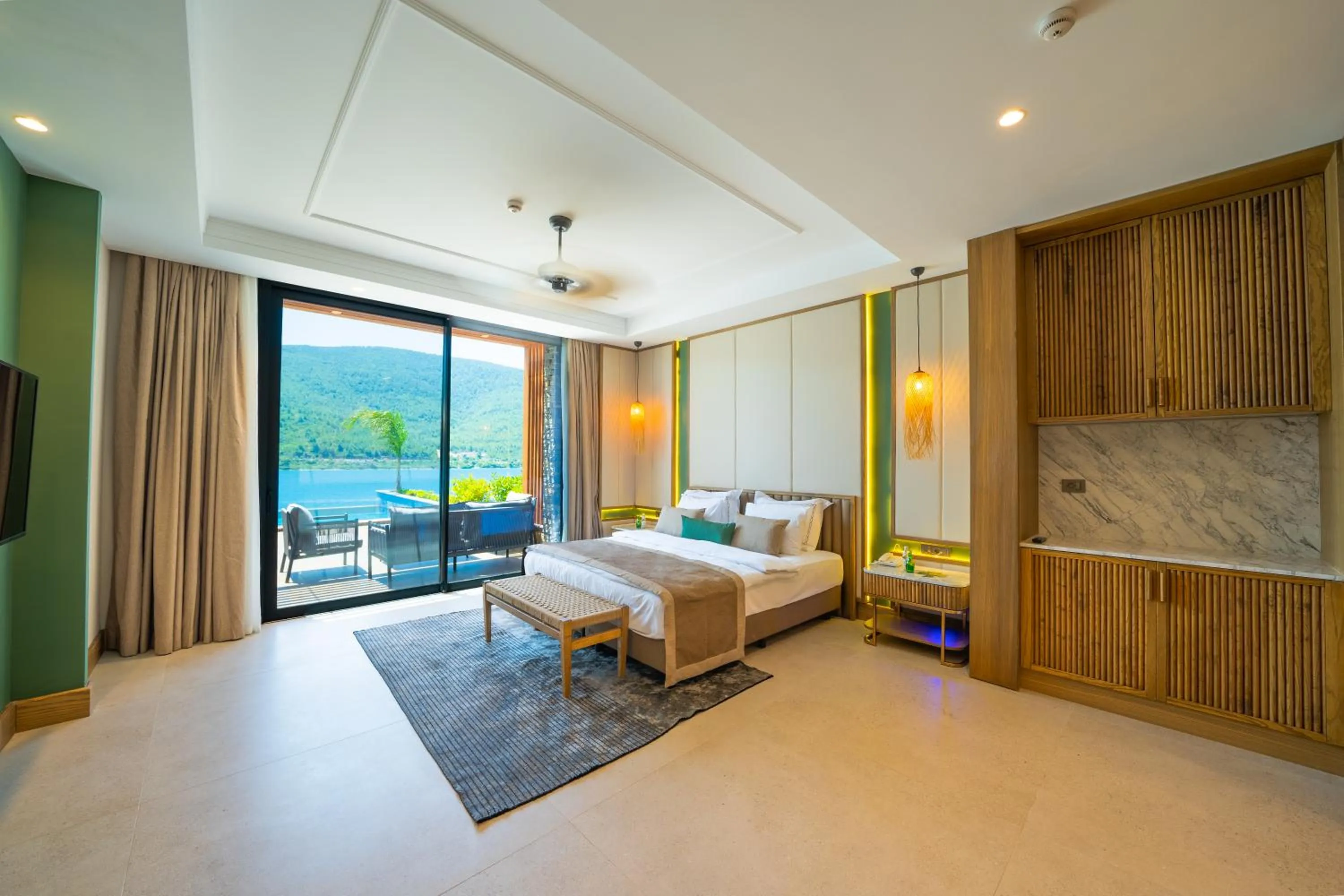 Bed in La Blanche Island Bodrum
