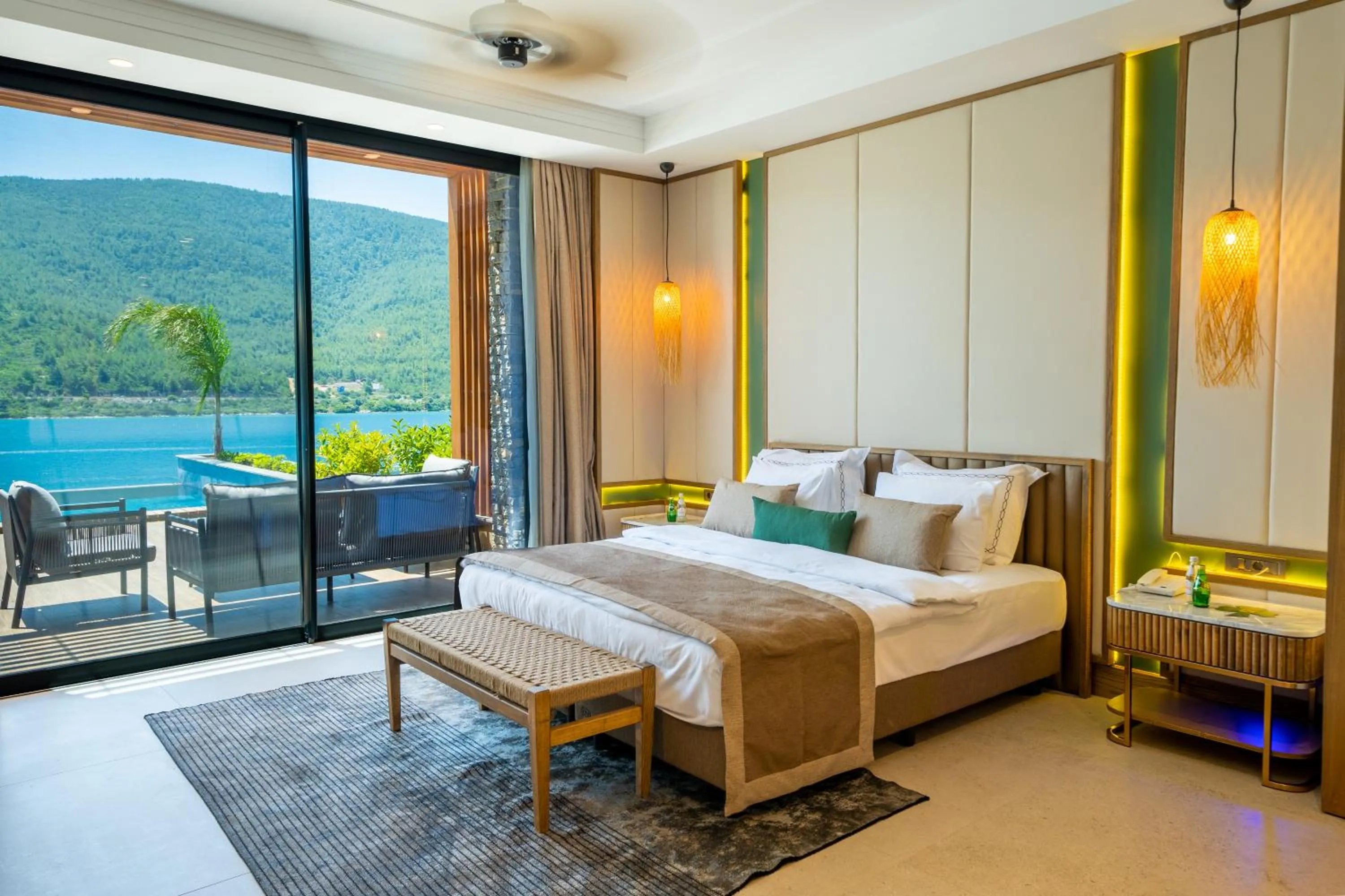 Bed in La Blanche Island Bodrum