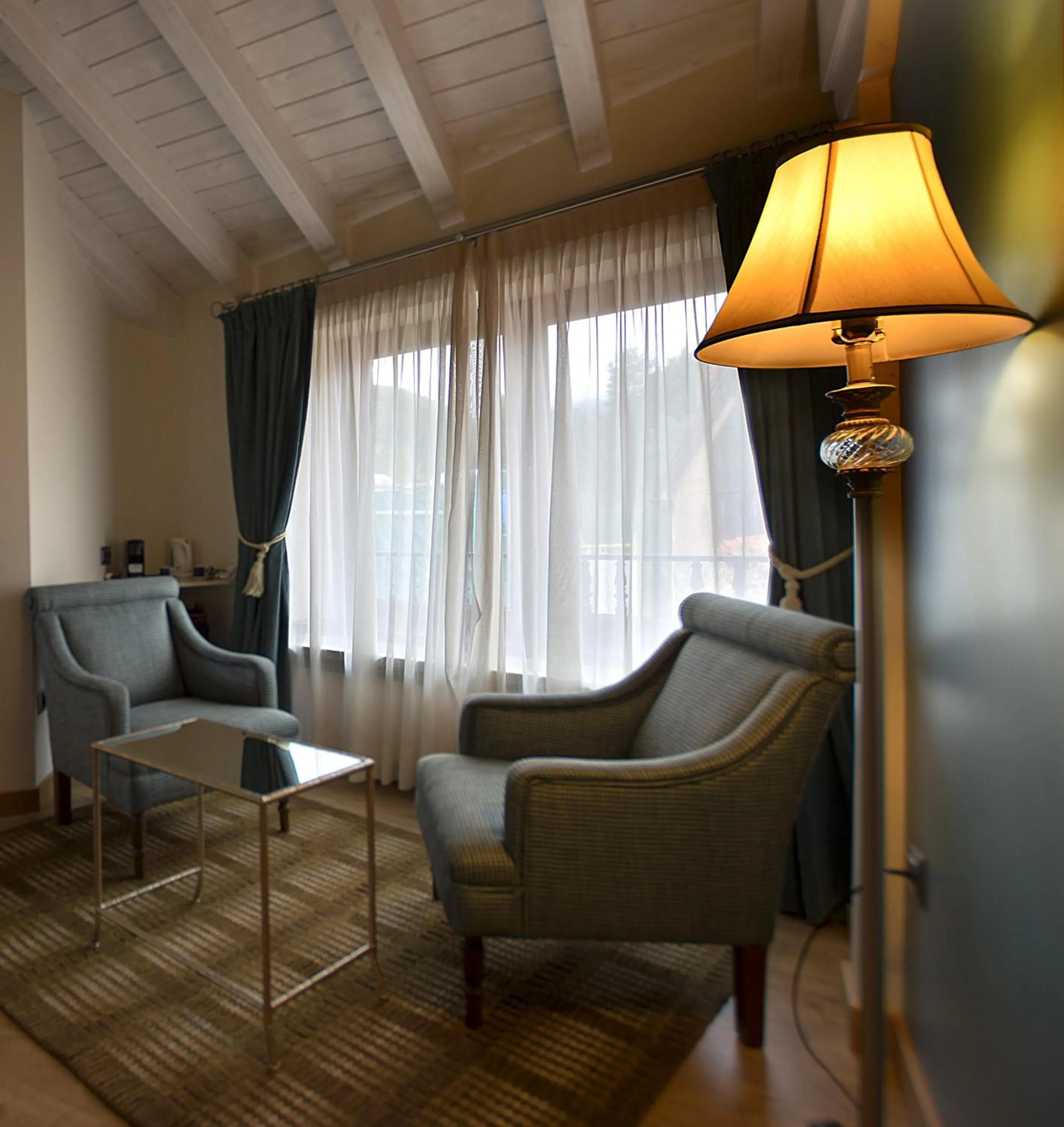 Seating area in Picos de Europa Suites and Rooms