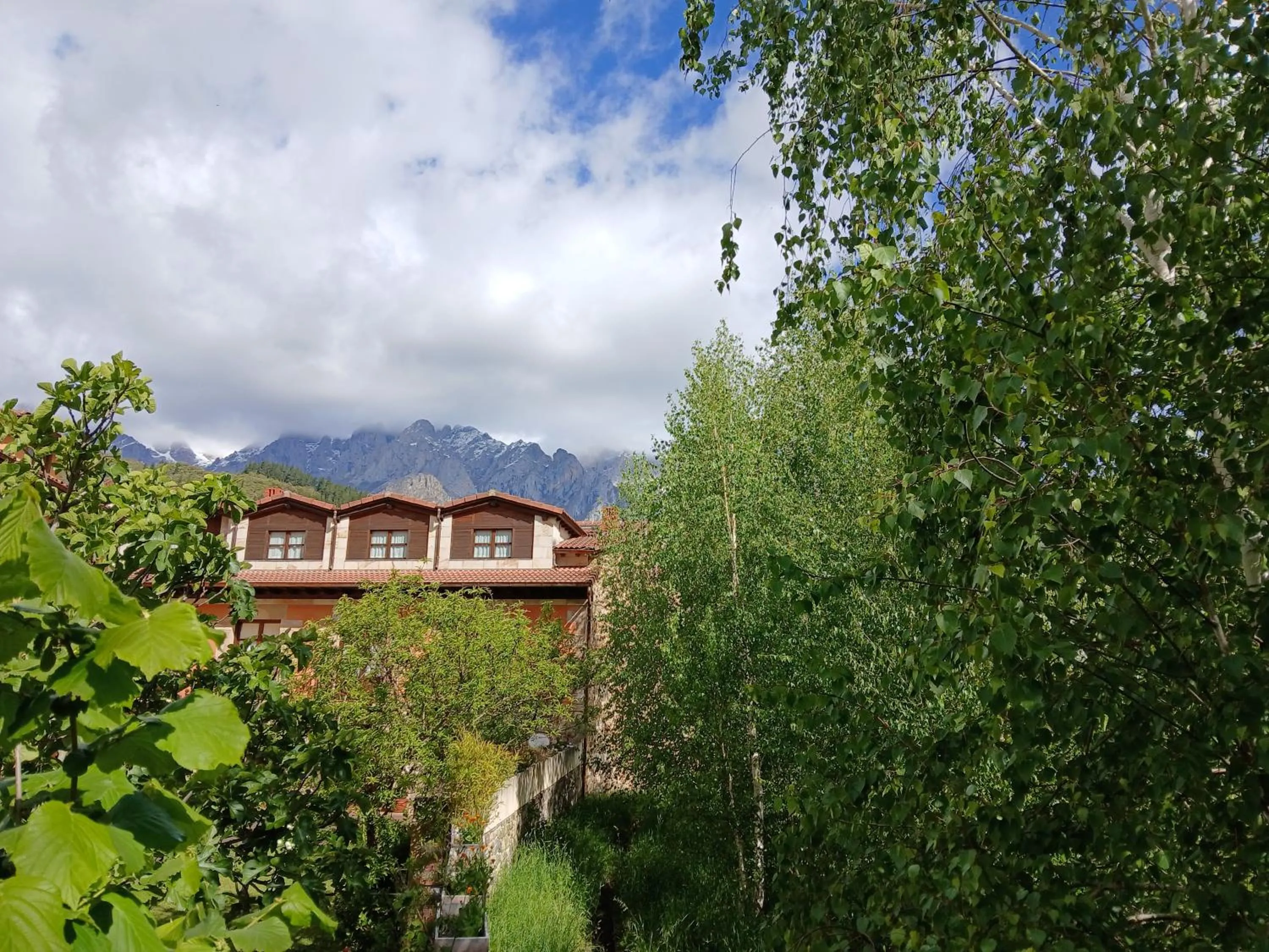 Garden view in Picos de Europa Suites and Rooms