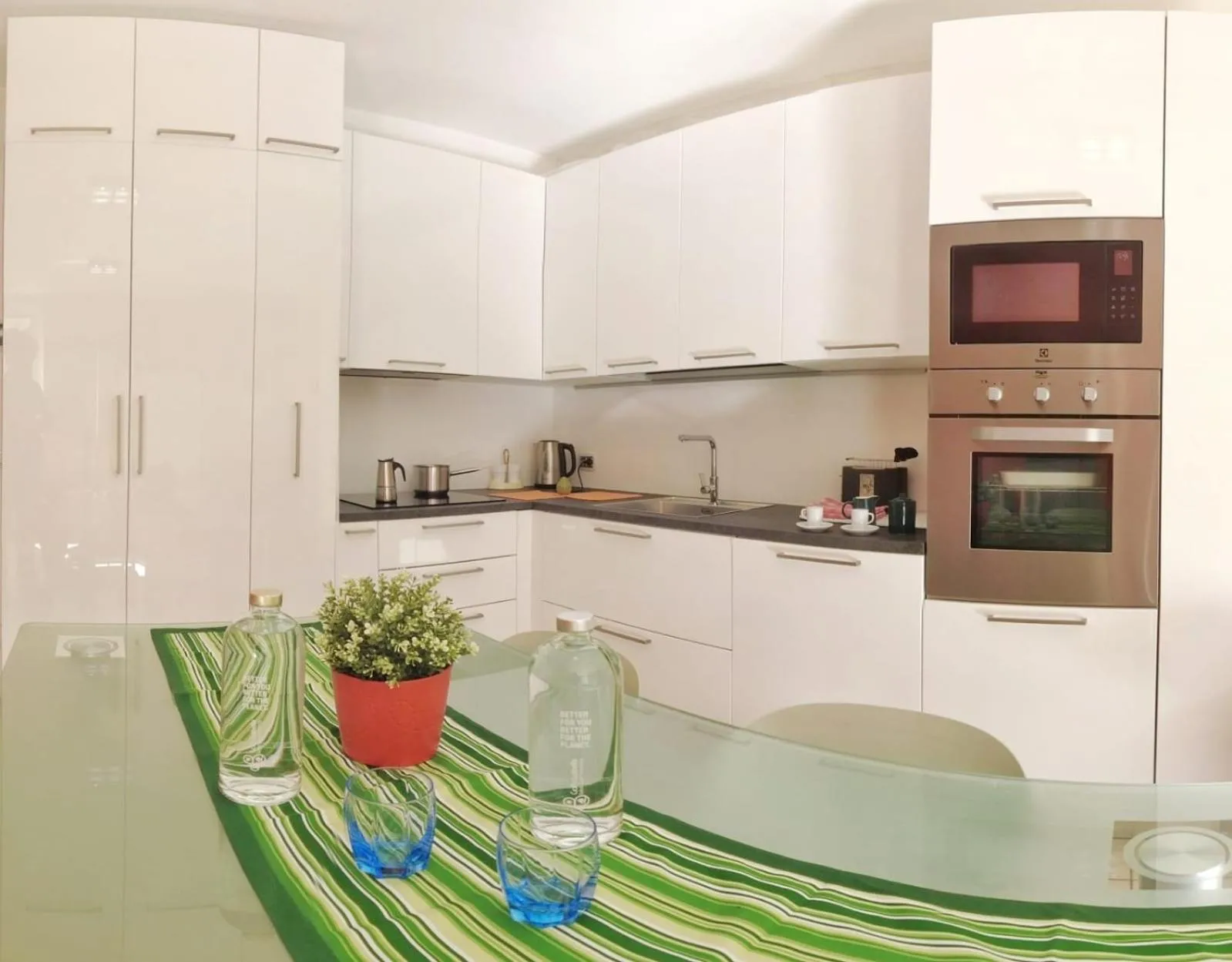 Golfo Gabella Lake Apartments