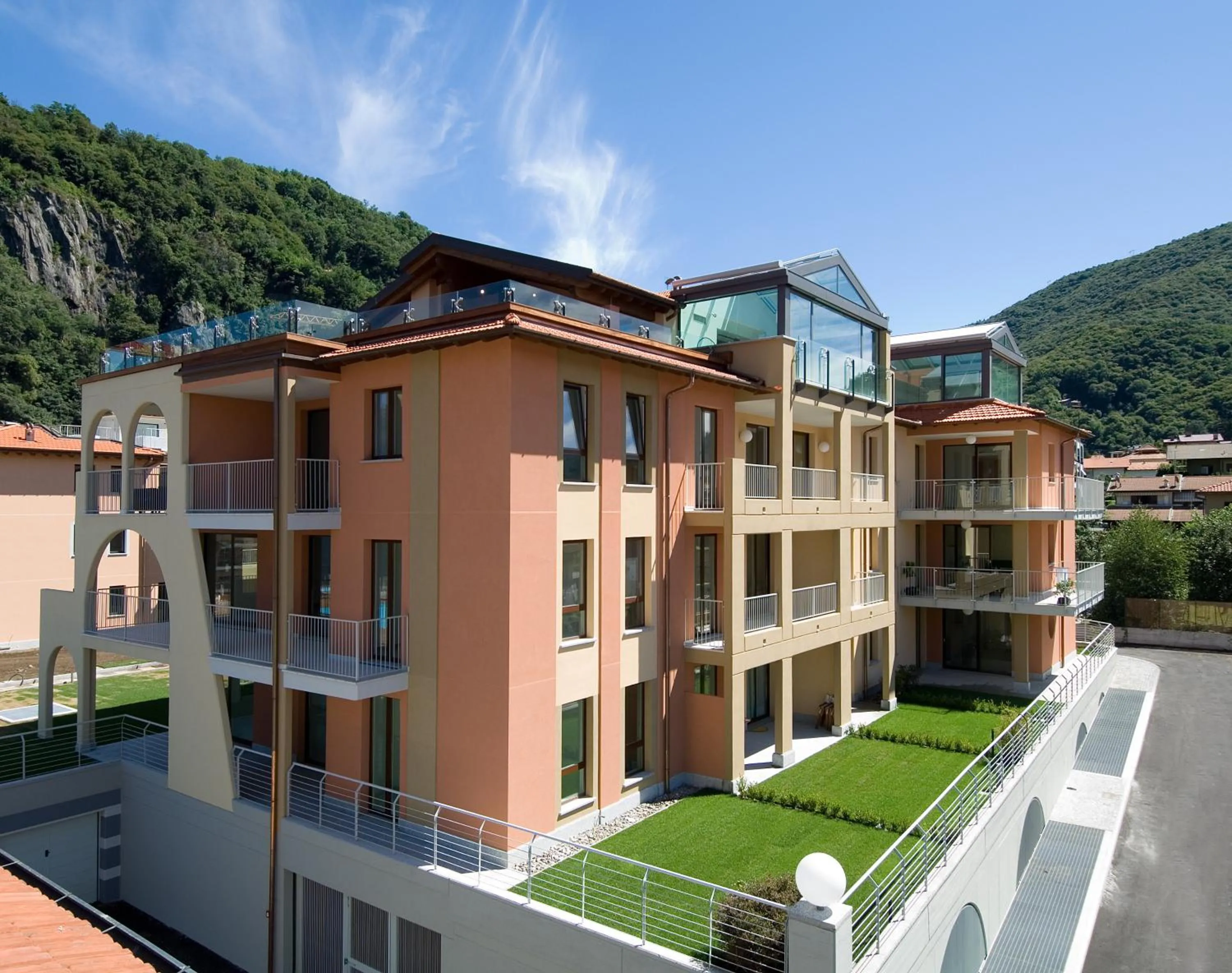 Facade/entrance in Golfo Gabella Lake Apartments