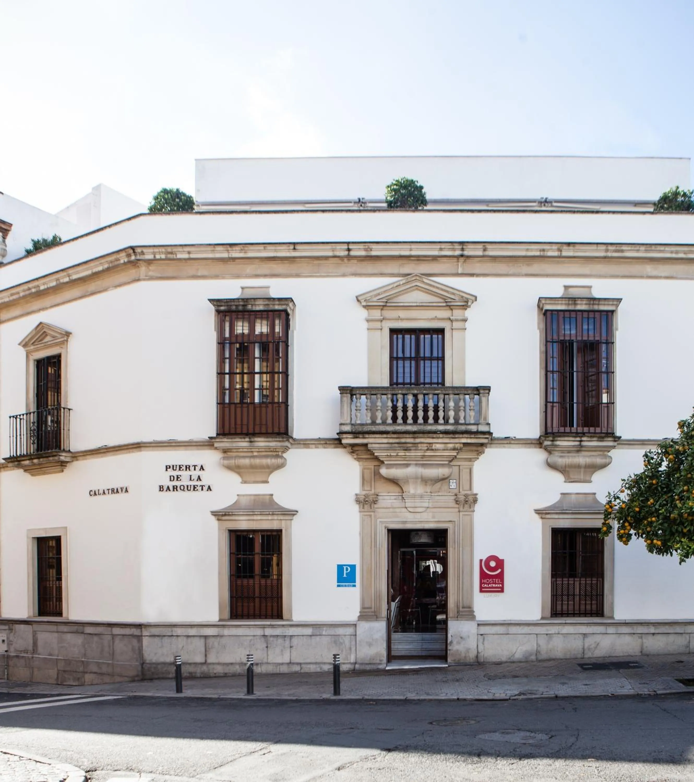 Facade/entrance in Ritual Alameda Sevilla
