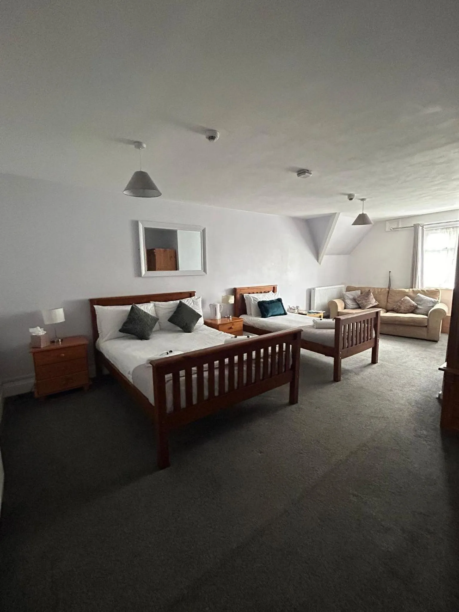 Bed in The Wheatley Hotel