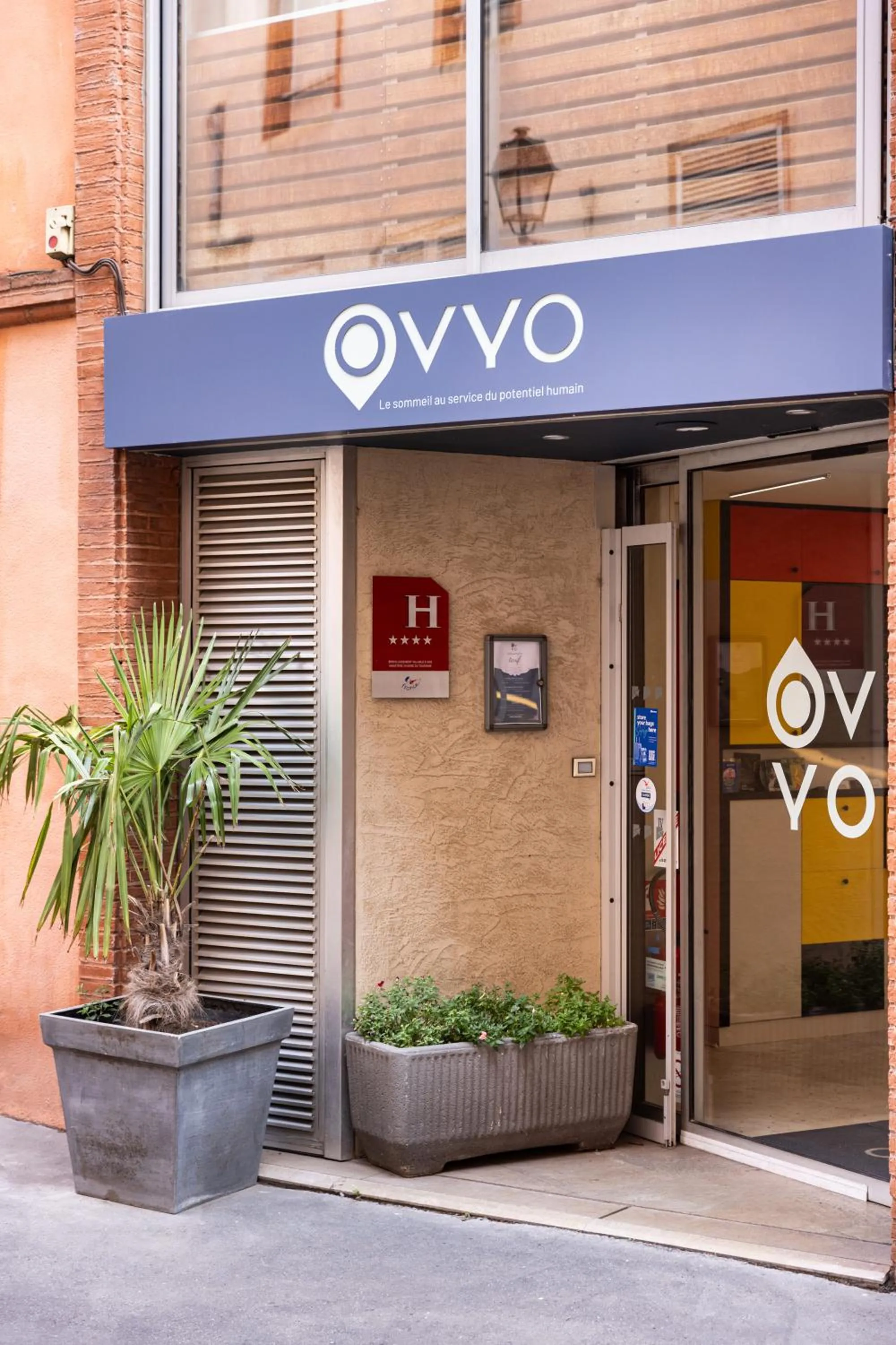 Facade/entrance in OVYO Hôtel