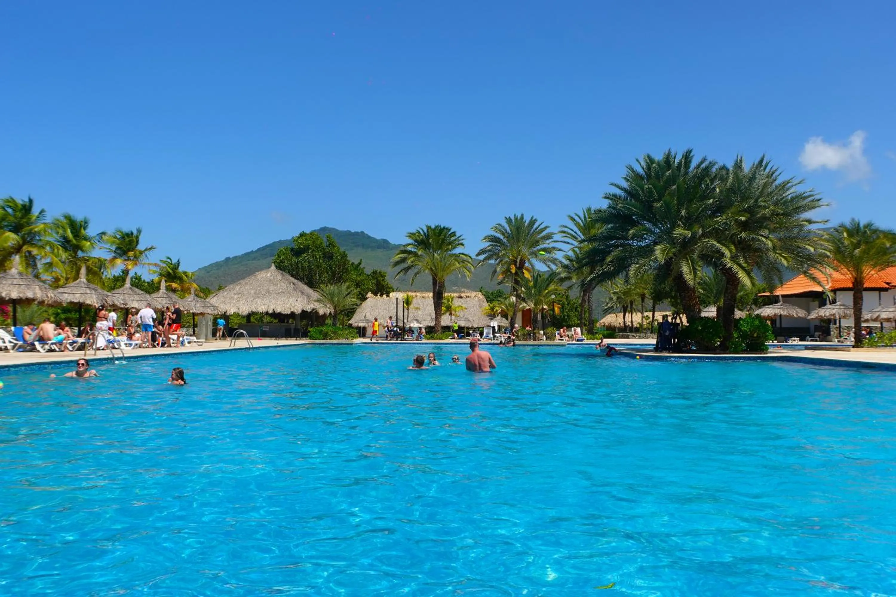 Swimming pool in Sunsol Ecoland