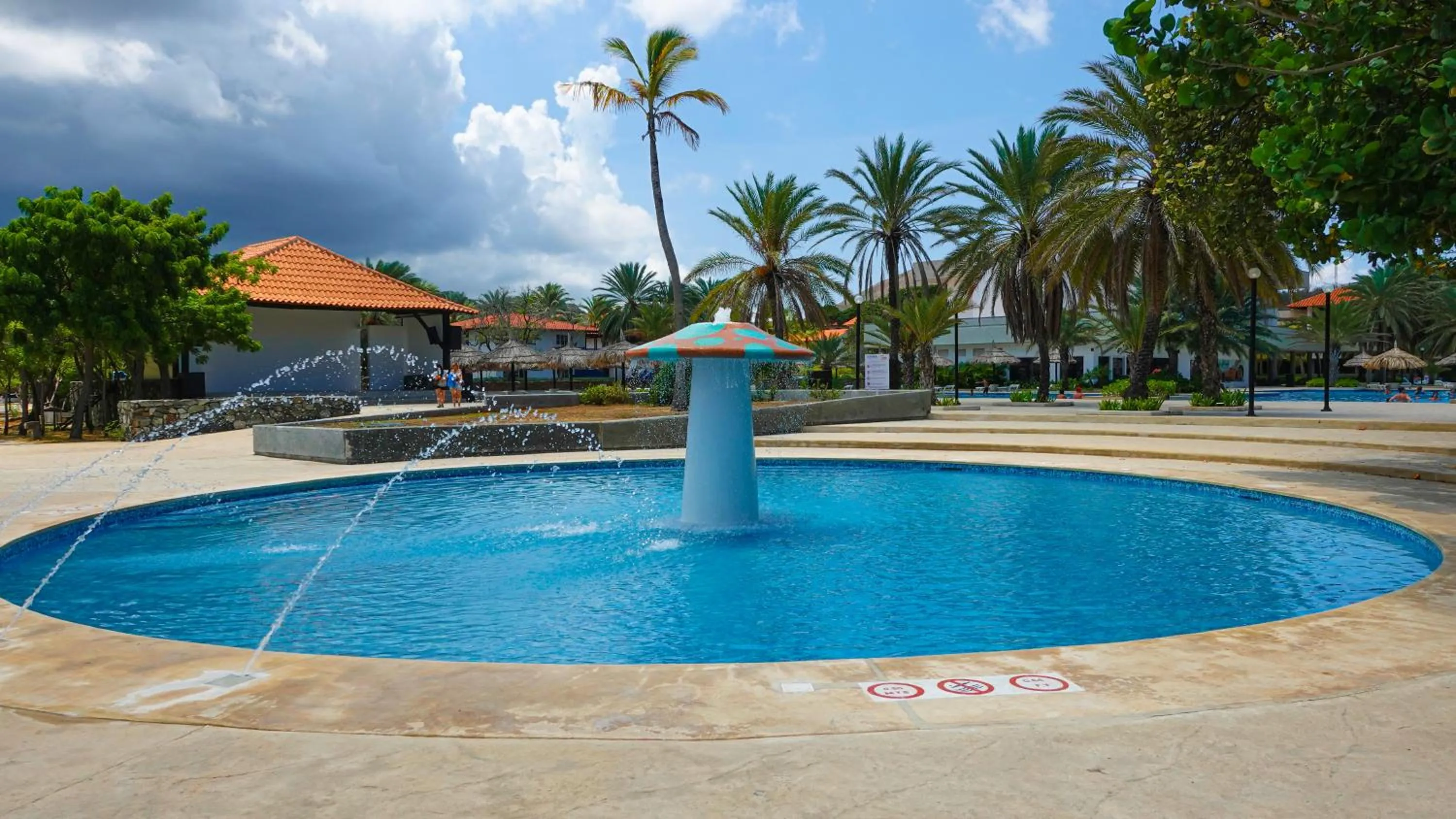 Swimming pool in Sunsol Ecoland