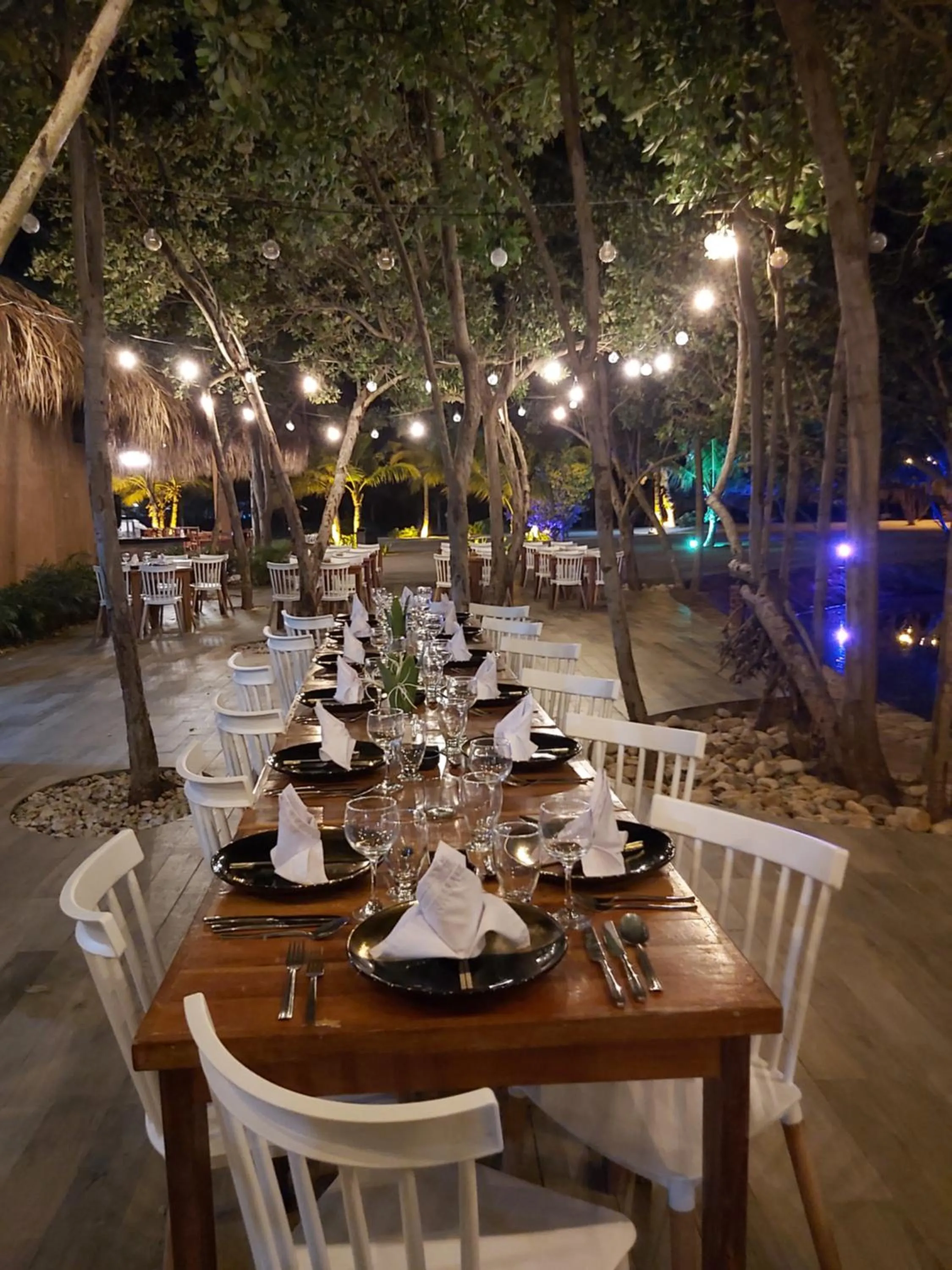 Restaurant/places to eat in Sunsol Ecoland