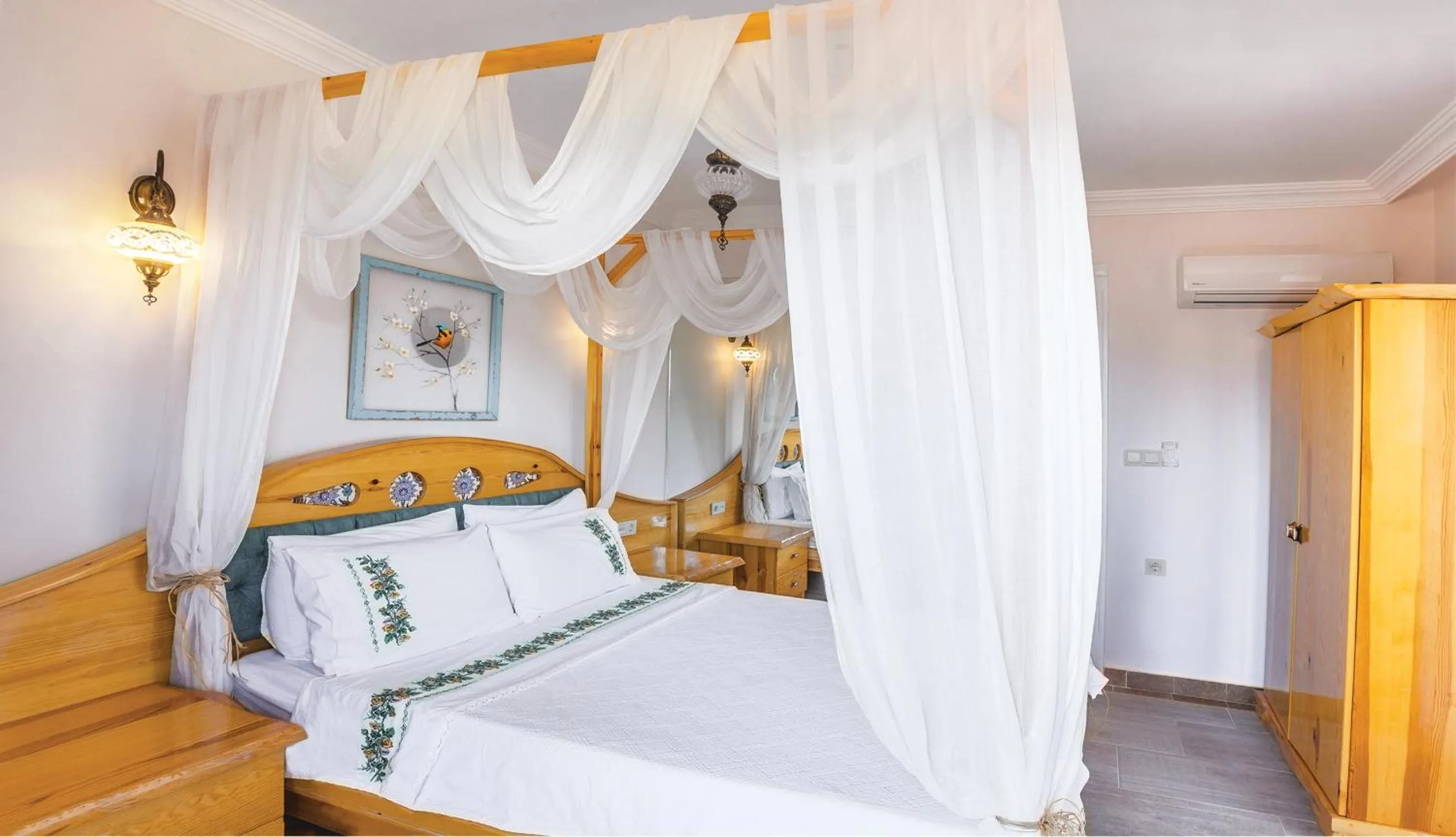 Photo of the whole room in Gumus Konak