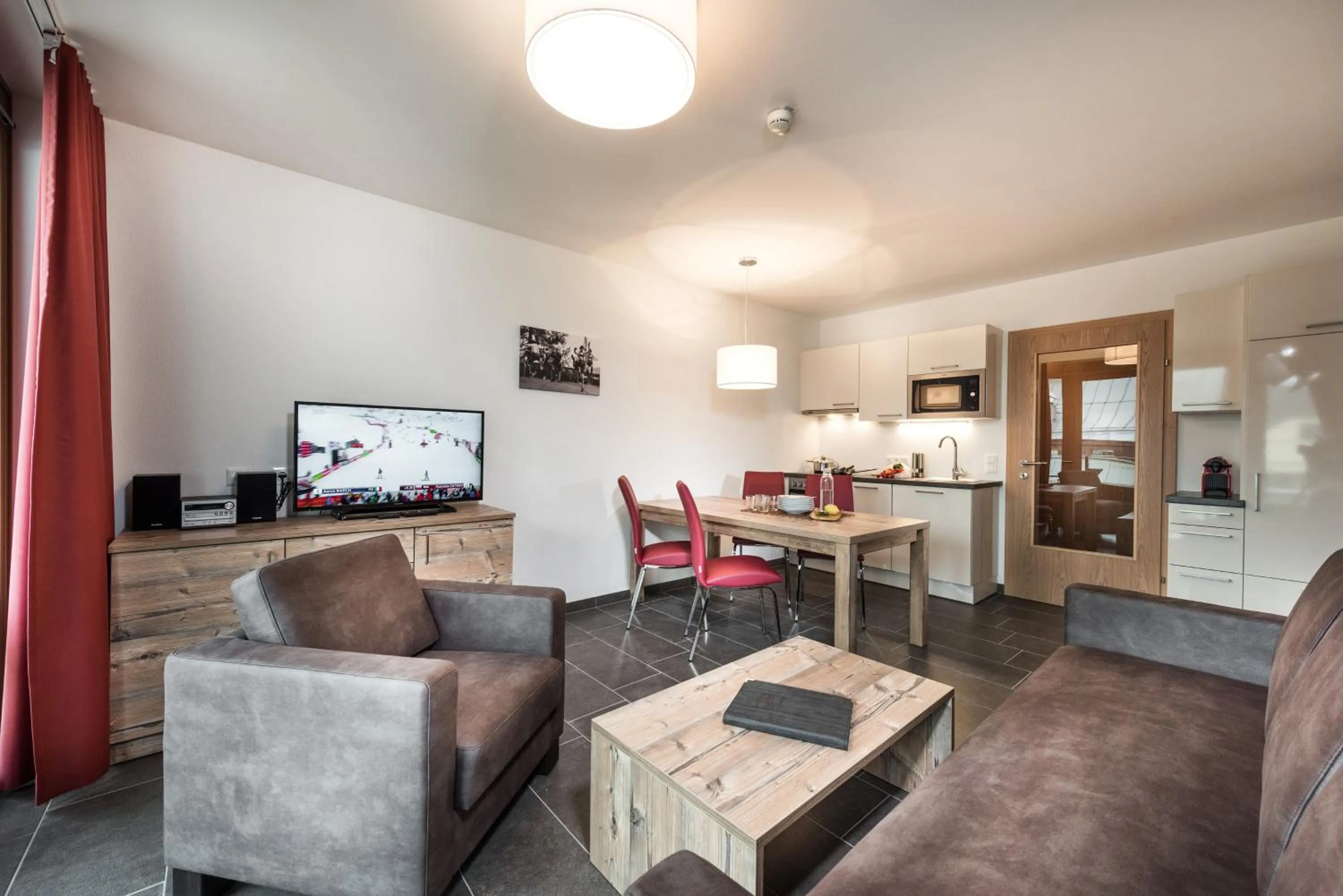 Living room in AlpenParks Hotel & Apartment Central Zell am See